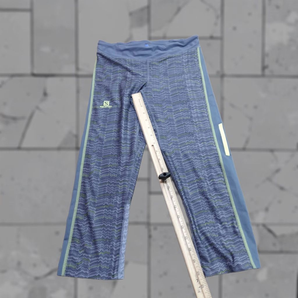 Salomon Salomon Leggings Capri Small Gray Geometric Pattern Crop Women Adult S Activewear/Daily Size 28" / US 6 / IT 42 - 1 Thumbnail