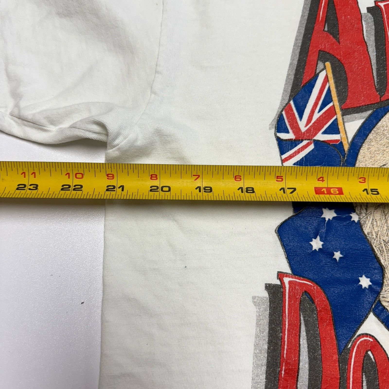 Vintage Vintage 90s Arizona Down Under T Shirt Mens Large White Fo Size US L / EU 52-54 / 3 - 15 Thumbnail