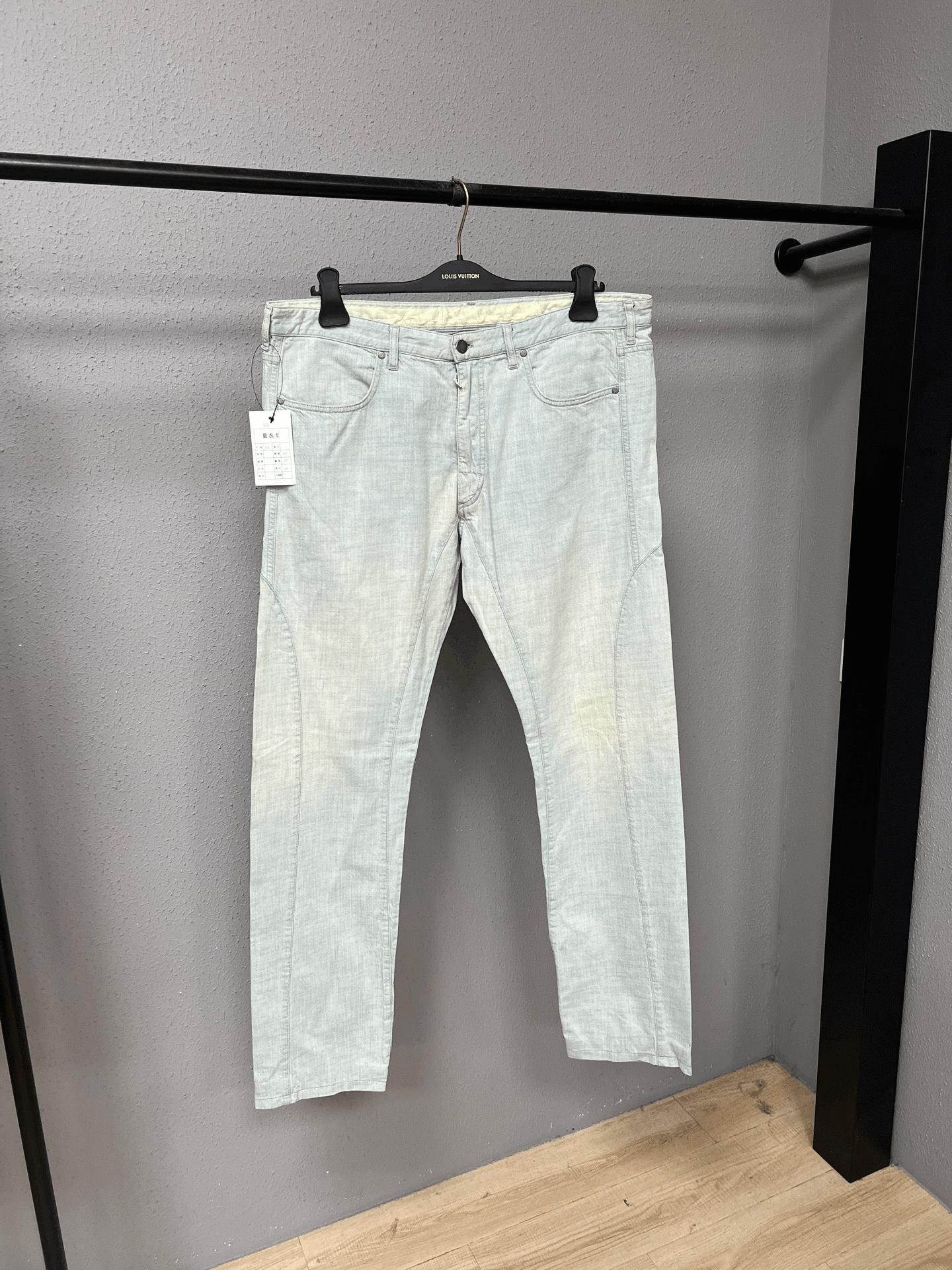 Louis Vuitton LV Washed Jeans Size 48 Size US 32 / EU 48 - 1 Thumbnail