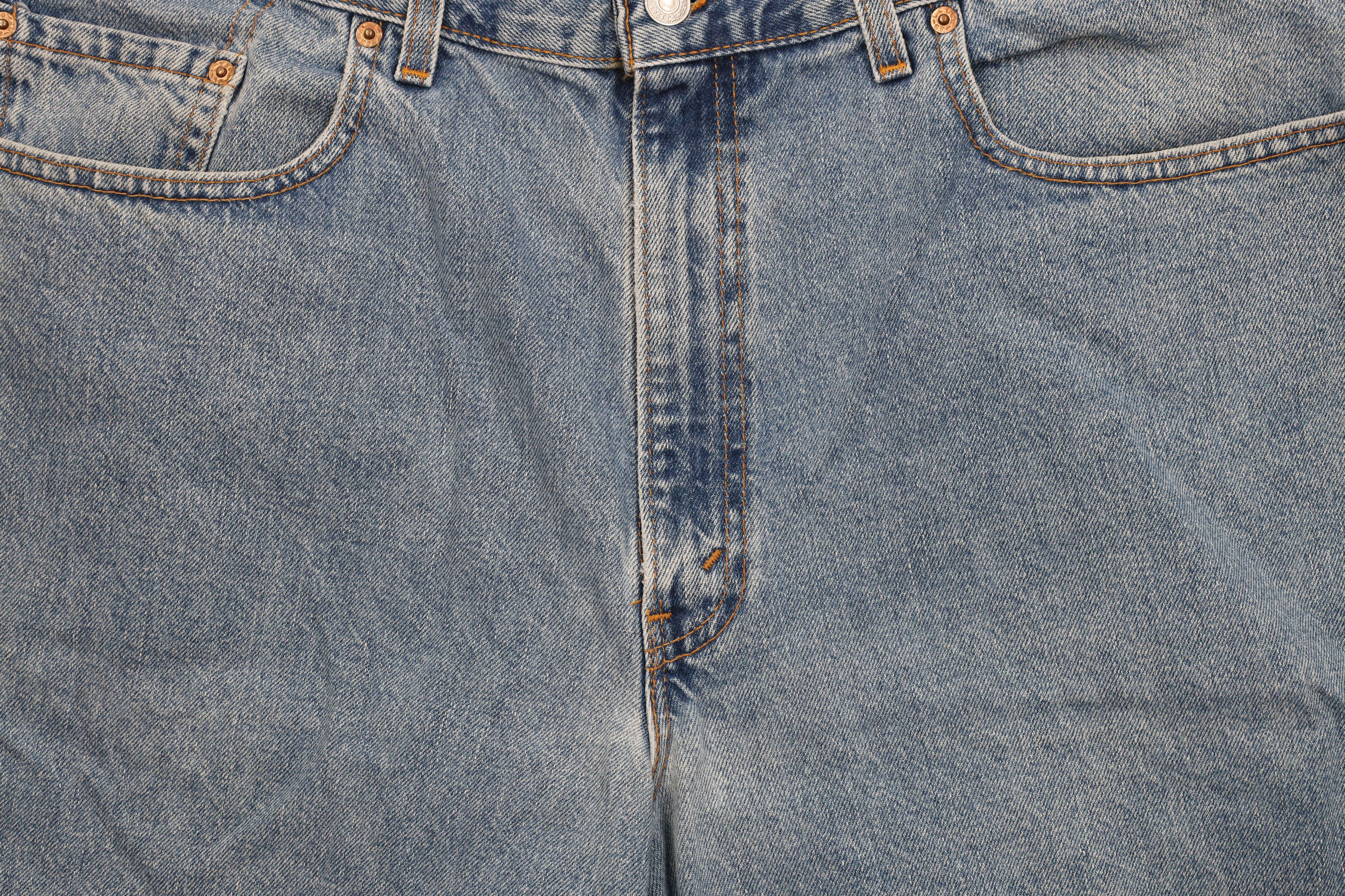 Levi's Vintage Y2K 2000 Levis 560 Fit Baggy Denim Shorts Blue USA Size US 38 / EU 54 - 3 Thumbnail