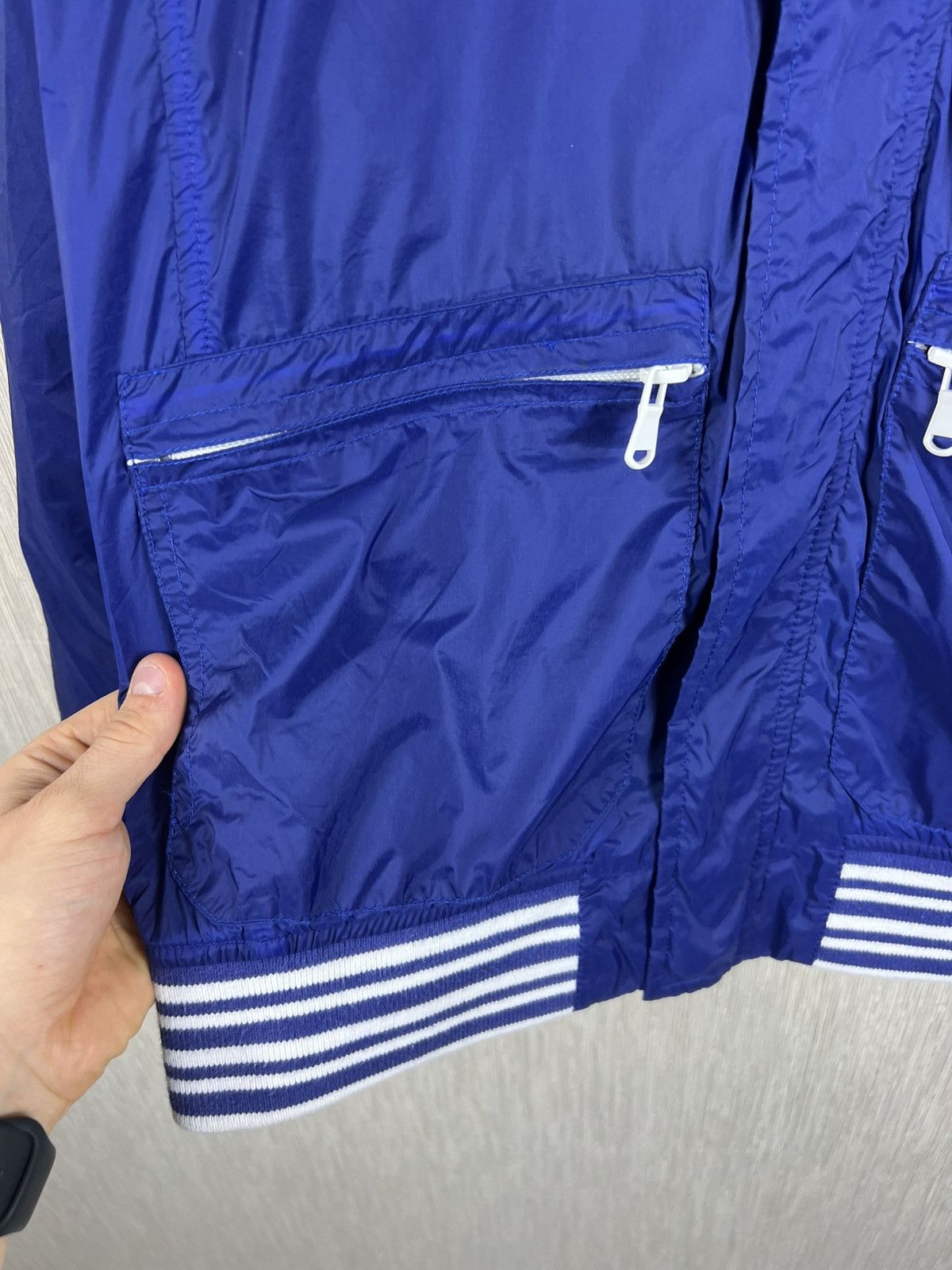 Love Moschino Love Moschino nylon light jacket windbreaker juicy old money Size S / US 4 / IT 40 - 14 Thumbnail