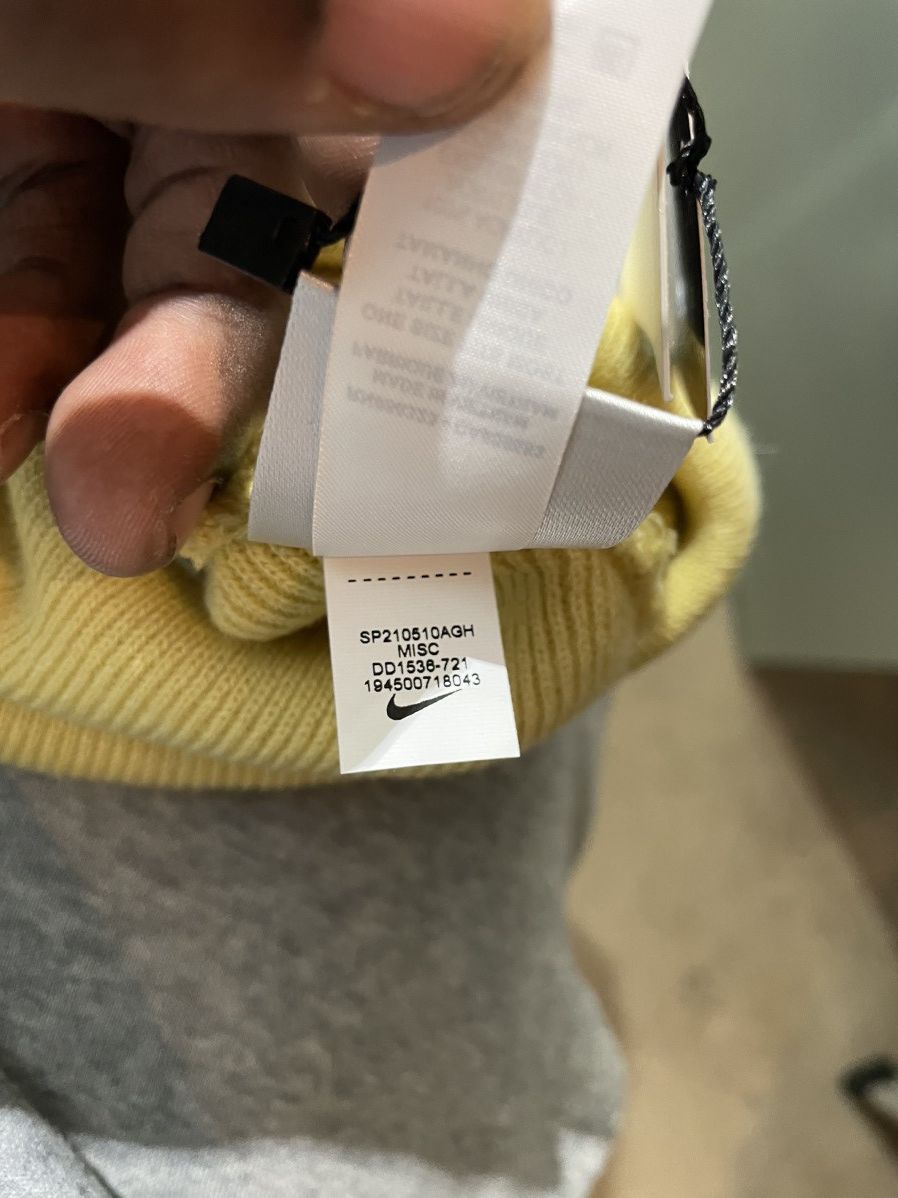 Supreme Supreme Nike Snakeskin Beanie Pale Yellow Size ONE SIZE - 9 Thumbnail