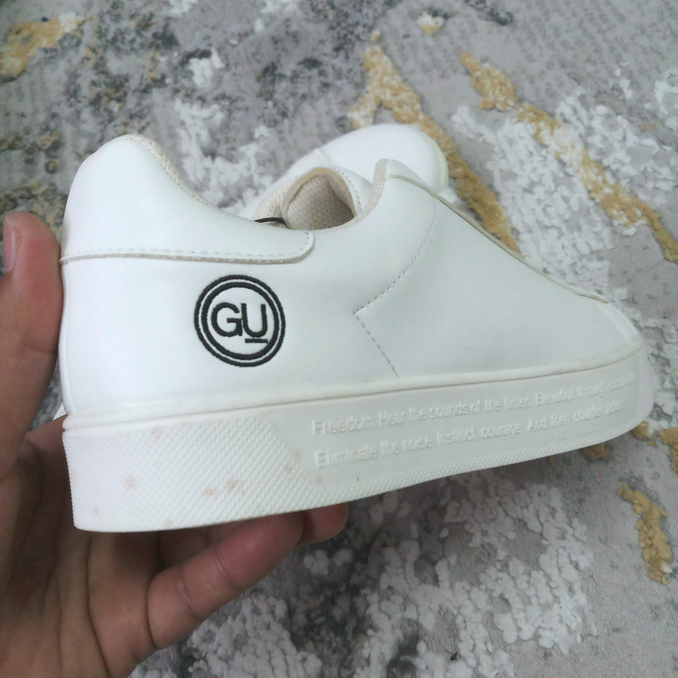 GU × Undercover GU x Undercover Jun Takahashi White Shoes Size US 7 / EU 40 - 10 Thumbnail