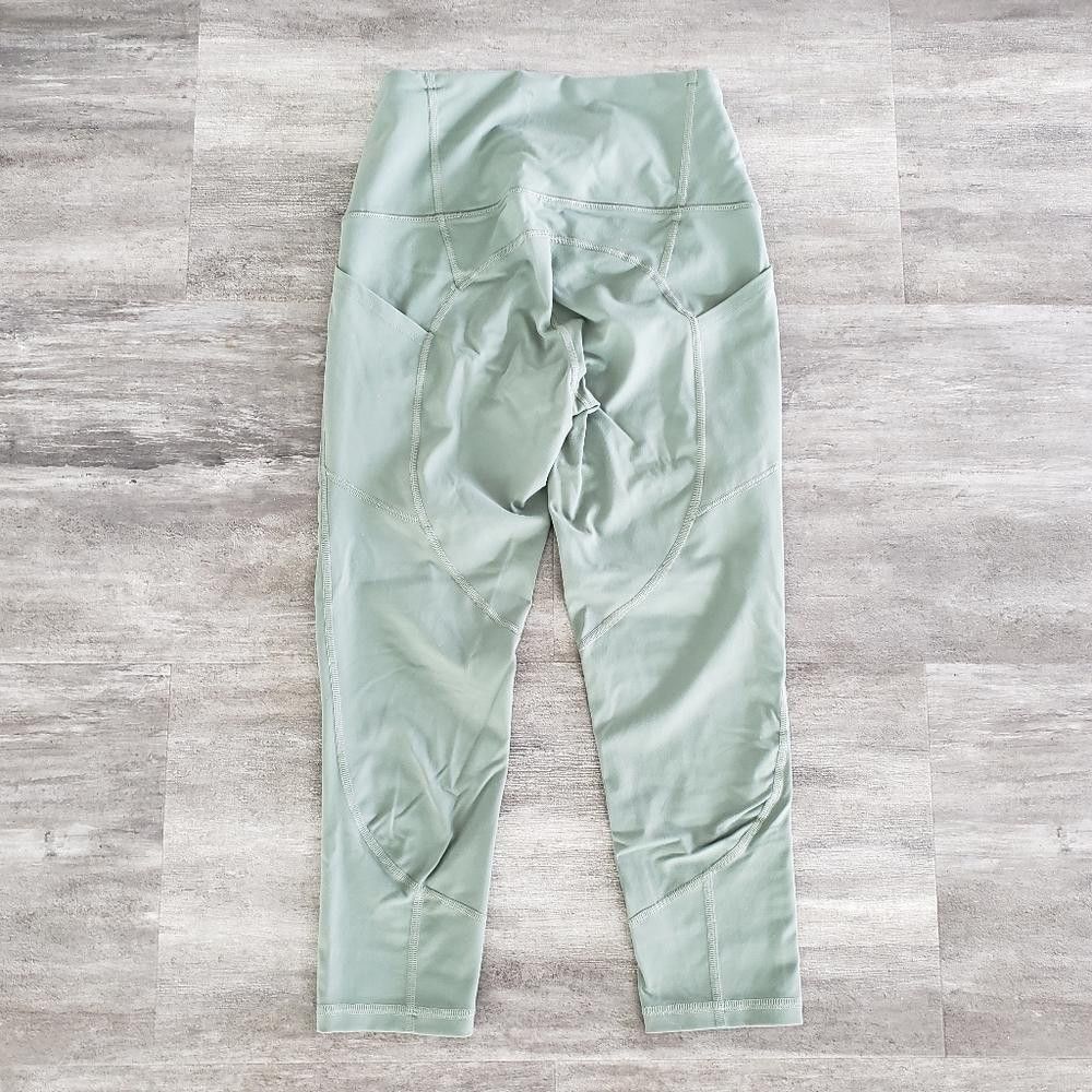 Designer Olive Muted High Waisted VS Knockout Capri Size 28" / US 6 / IT 42 - 2 Thumbnail