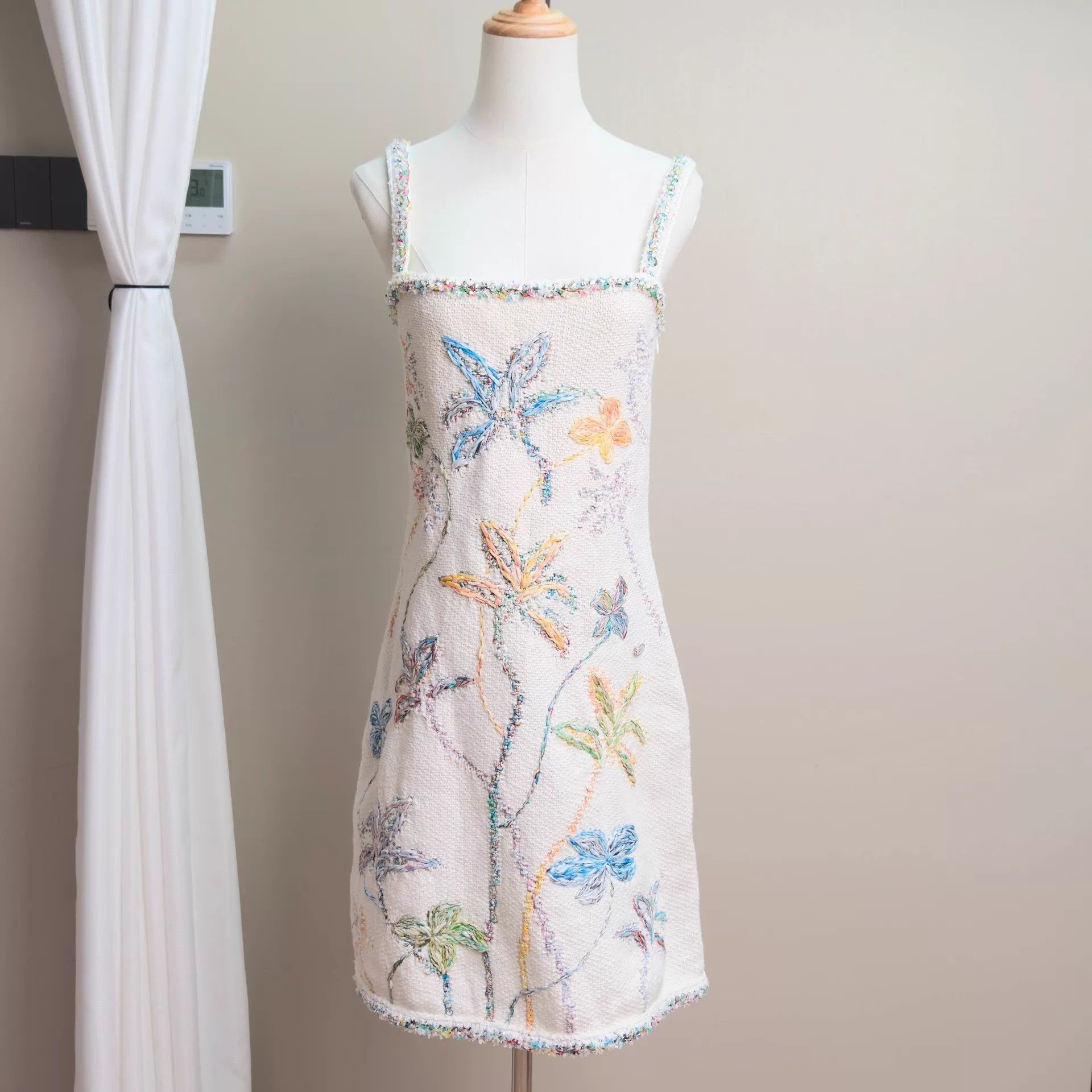 Chanel CHANEL Heavy Embroidered Floral Dress Size 36 Size XS / US 0-2 / IT 36-38 - 4 Thumbnail