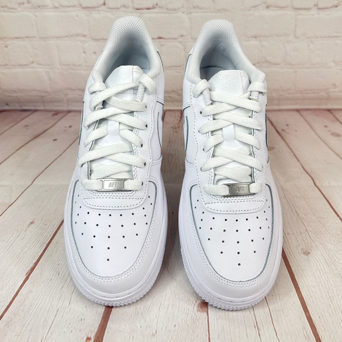 Nike Nike Air Force 1 Low Triple White Shoes Size 7Y/W Size 8.5 Size US 8.5 / IT 38.5 - 7 Thumbnail