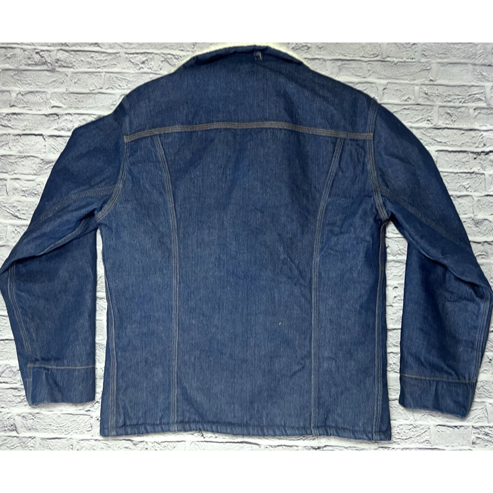 Carhartt VINTAGE Carhartt Jacket USA Barn Chore Field Ranch Denim Sherpa Lined Button Front 1970s Mens 40 Blue 1970s Carhartt Men Jacket Size US 40 / EU 56 - 4 Thumbnail