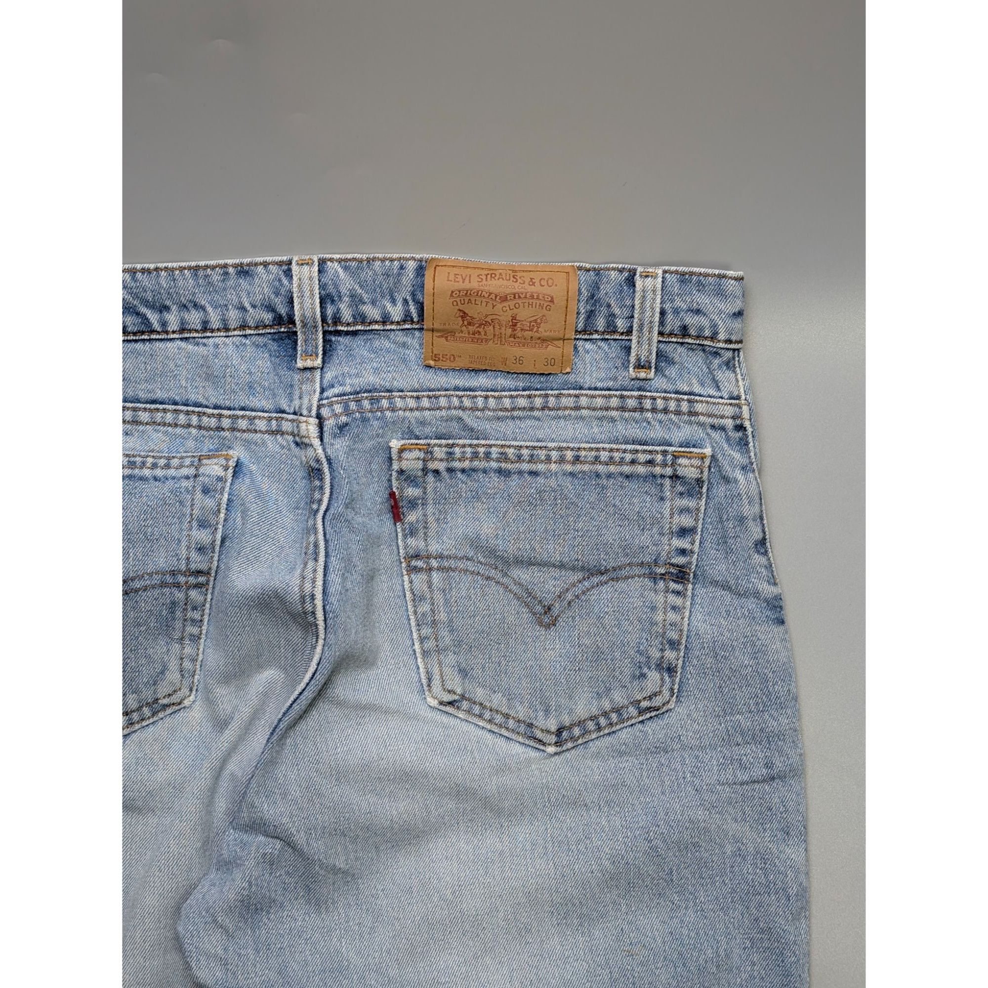 Levi's Levi's 550 Made In USA Light Wash Denim Jeans Pants (Y1084) Size US 36 / EU 52 - 14 Thumbnail