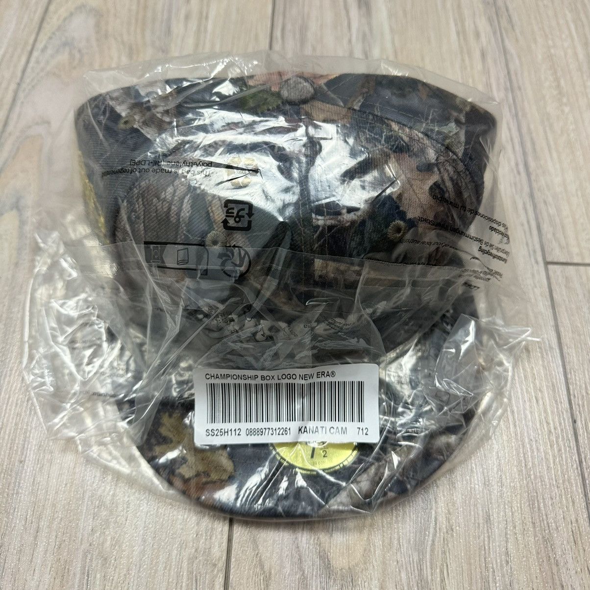 New Era × Supreme Supreme Championship Box Logo Fitted Hat Kanati Camo DS Size ONE SIZE - 5 Thumbnail