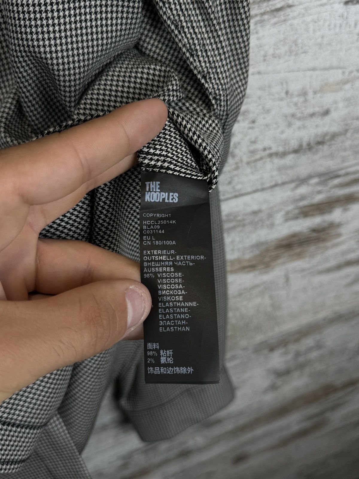 Japanese Brand × The Kooples Mens The Kooples Paris Shirts Button Up chemise Hawaiian Size US L / EU 52-54 / 3 - 7 Thumbnail