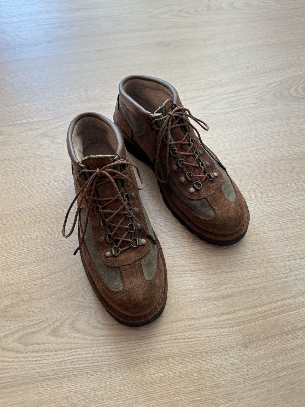 Danner × JJJJound Danner x Jjjjound Mountain Light Suede Brown/Olive Boots Size US 11 / EU 44 - 5 Thumbnail
