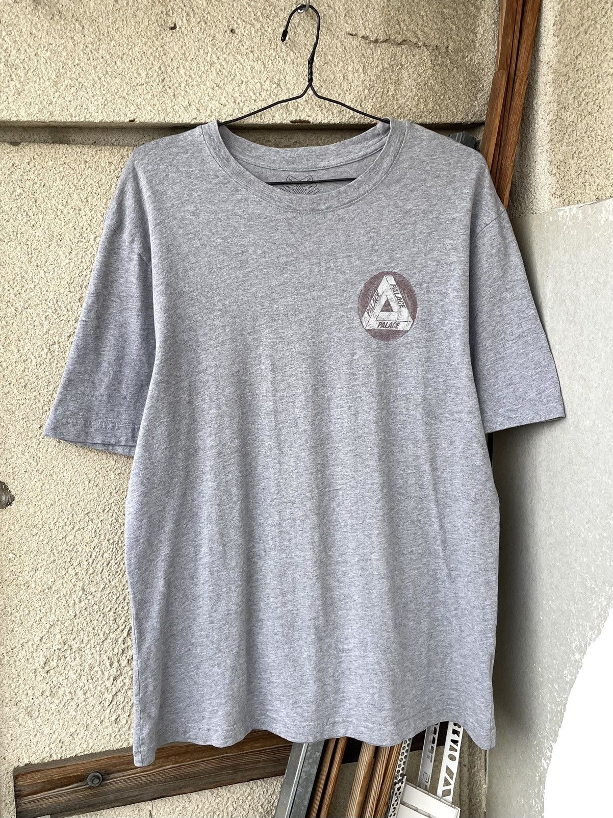 Palace Vintage Palace Skateboards Tri-Ferg Logo T-Shirt Size XL Size US XL / EU 56 / 4 - 7 Thumbnail