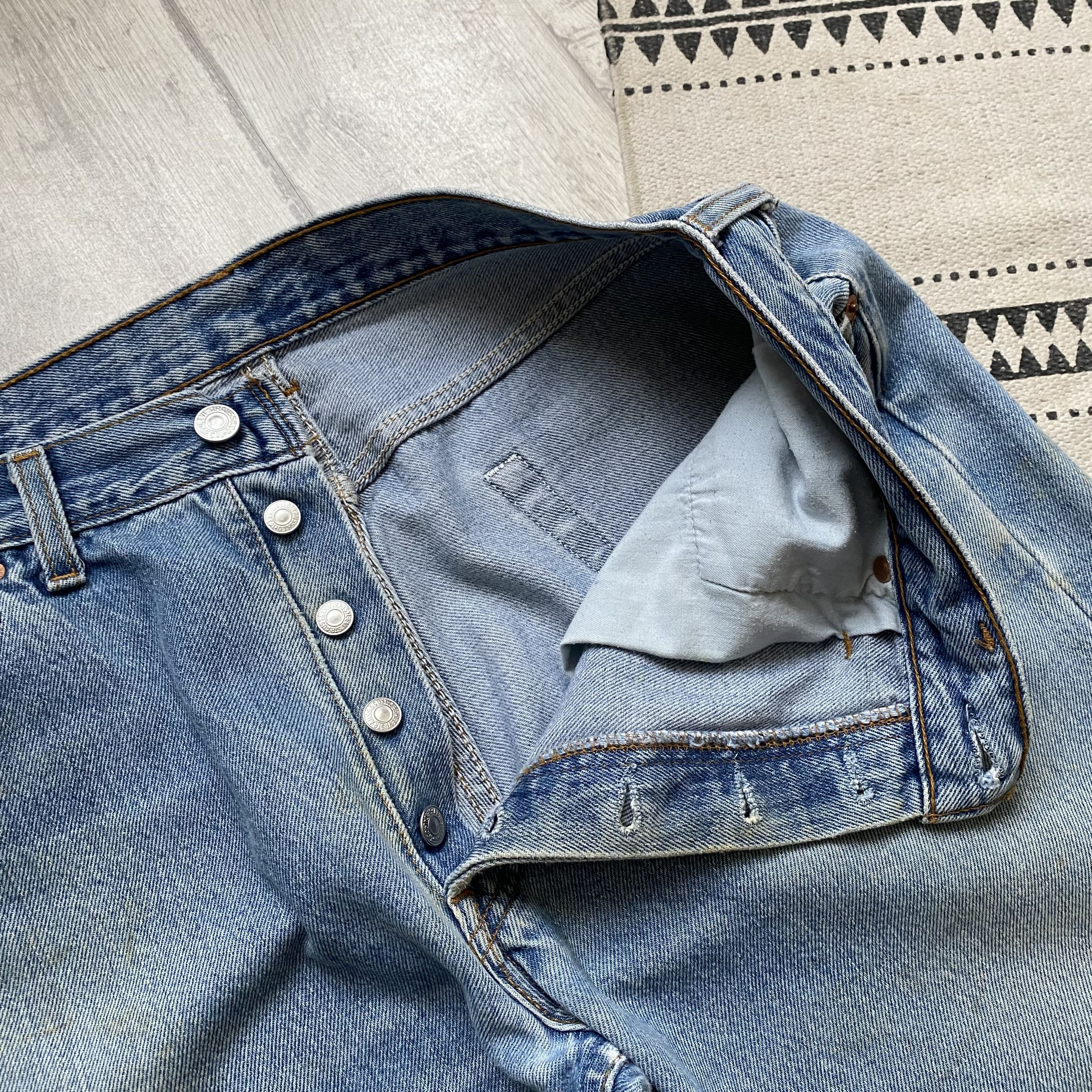 Levi's Vintage Clothing Vintage 80-90 Levis 501 jeans denim pants Made In UK Size US 32 / EU 48 - 9 Thumbnail
