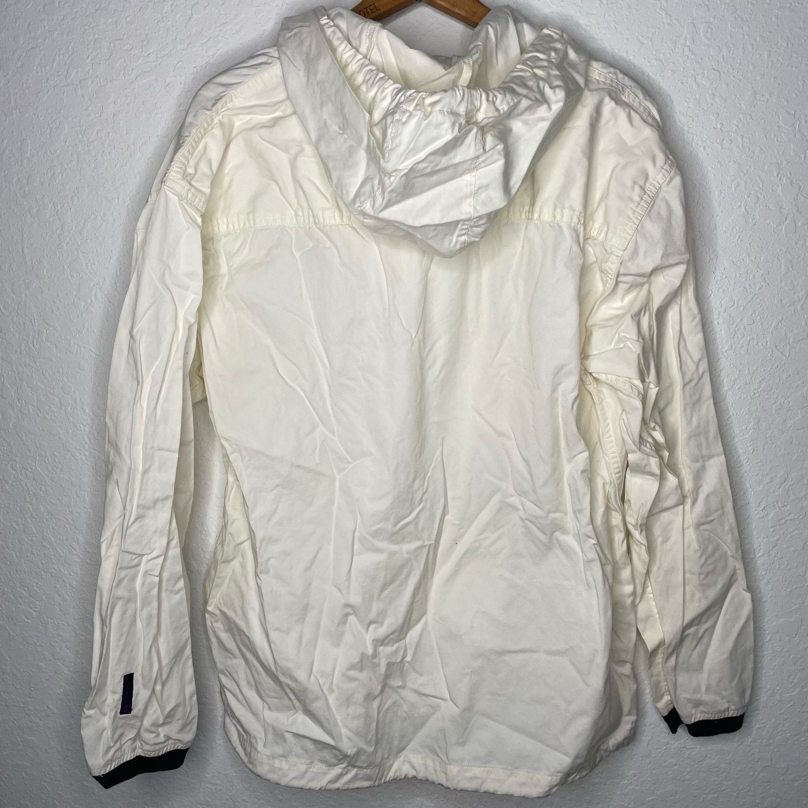 Tommy Hilfiger Vintage Tommy Hilfiger Jacket Size US L / EU 52-54 / 3 - 3 Thumbnail