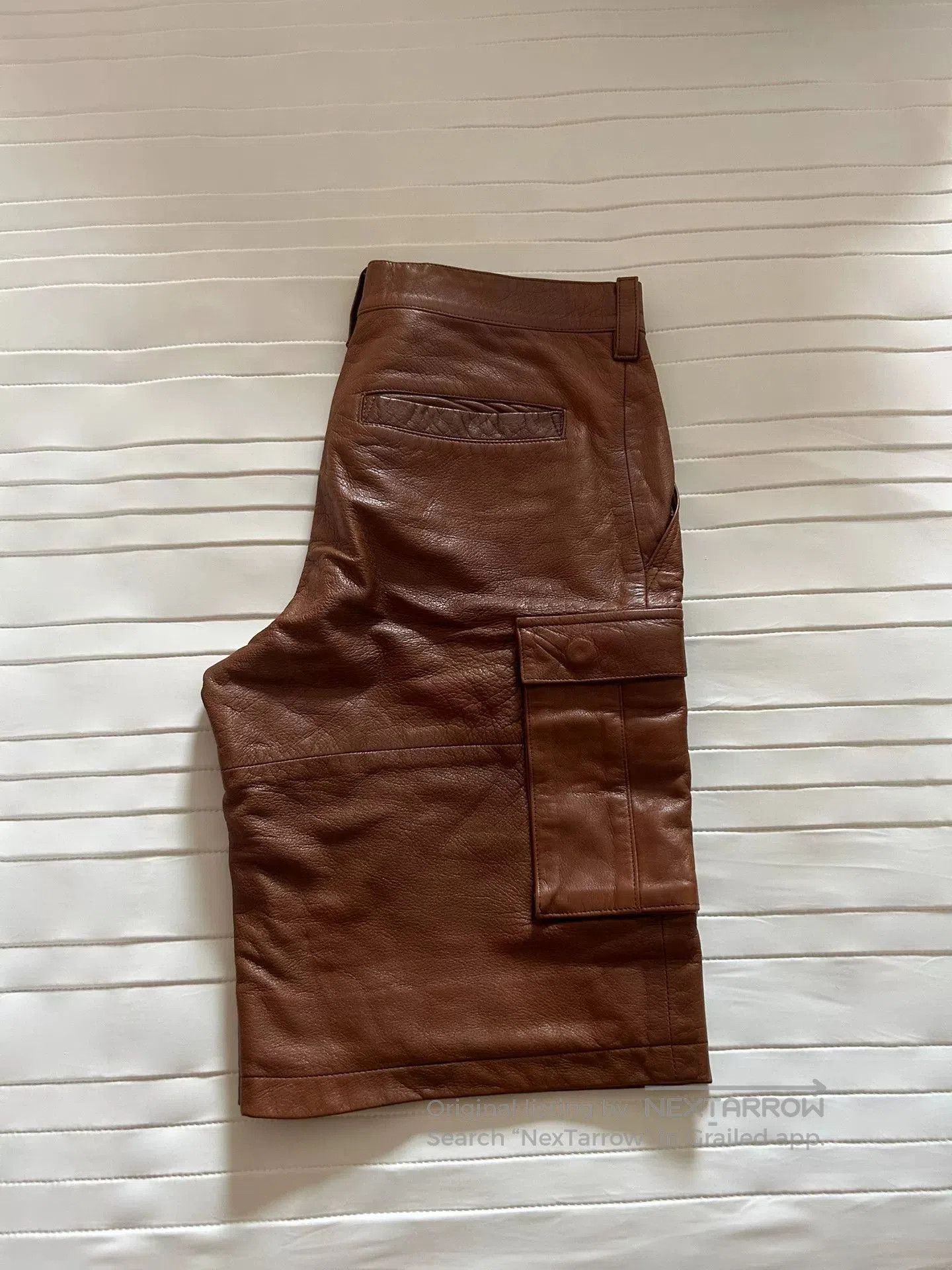 Redmoon red leather shorts by redmoon. Size US 34 / EU 50 - 2 Thumbnail