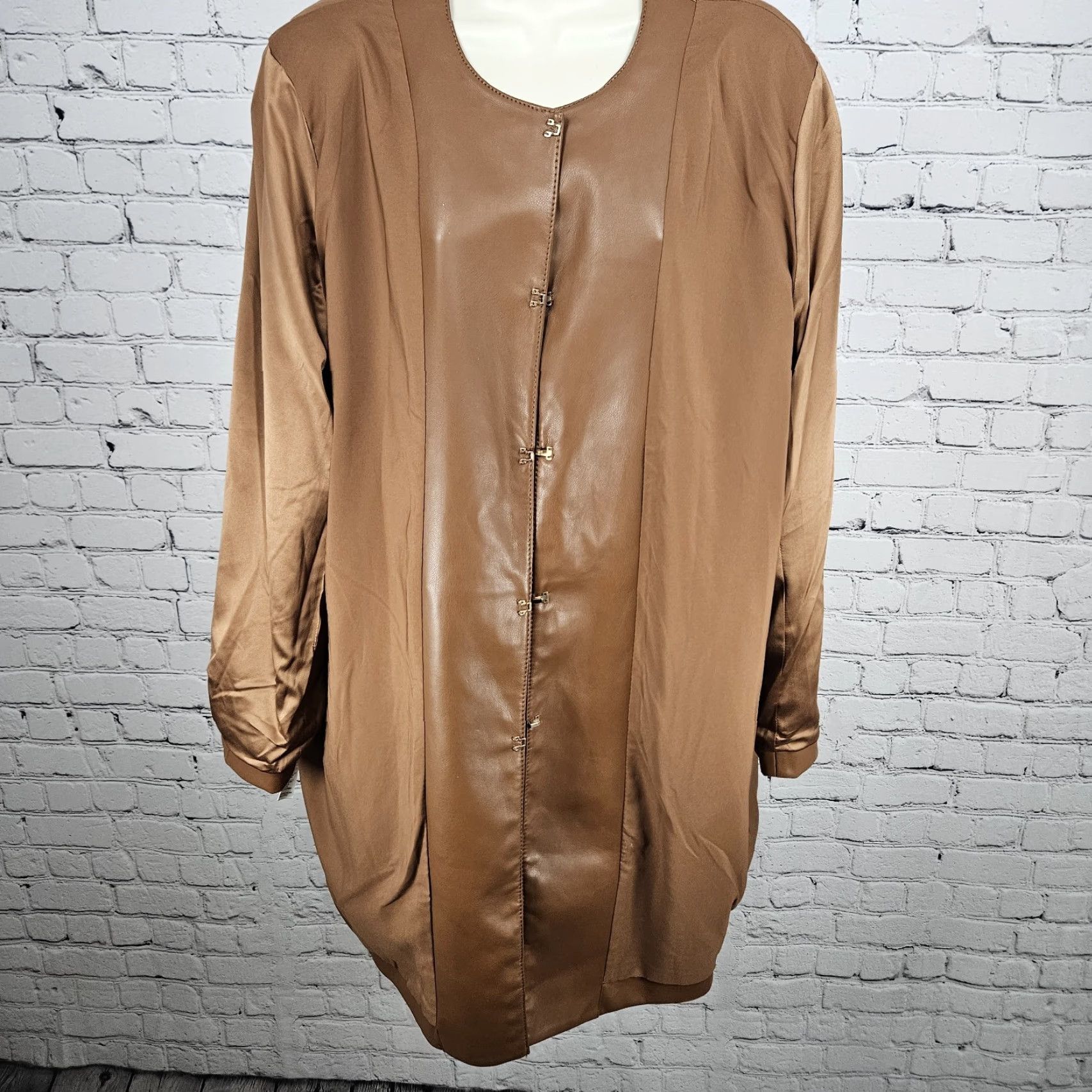 Vintage Chico's Brown Faux Leather Gold Studded Lined Hook & Eye Jacket Coat 4 US 20/22 Size S / US 4 / IT 40 - 5 Thumbnail