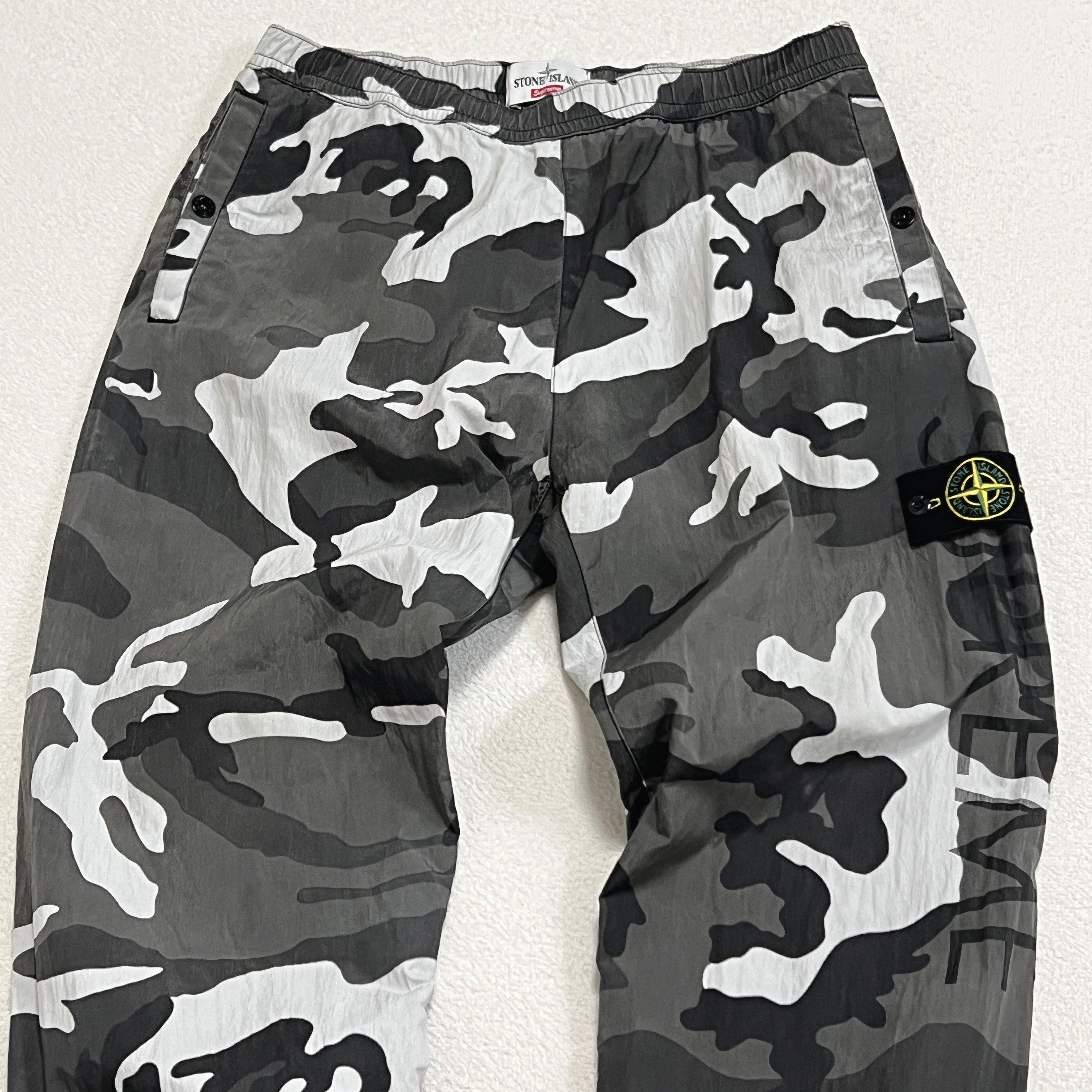 Stone Island × Supreme Supreme Stone Island 16SS Nylon Metal Track Pants Camo Size US 31 - 3 Thumbnail