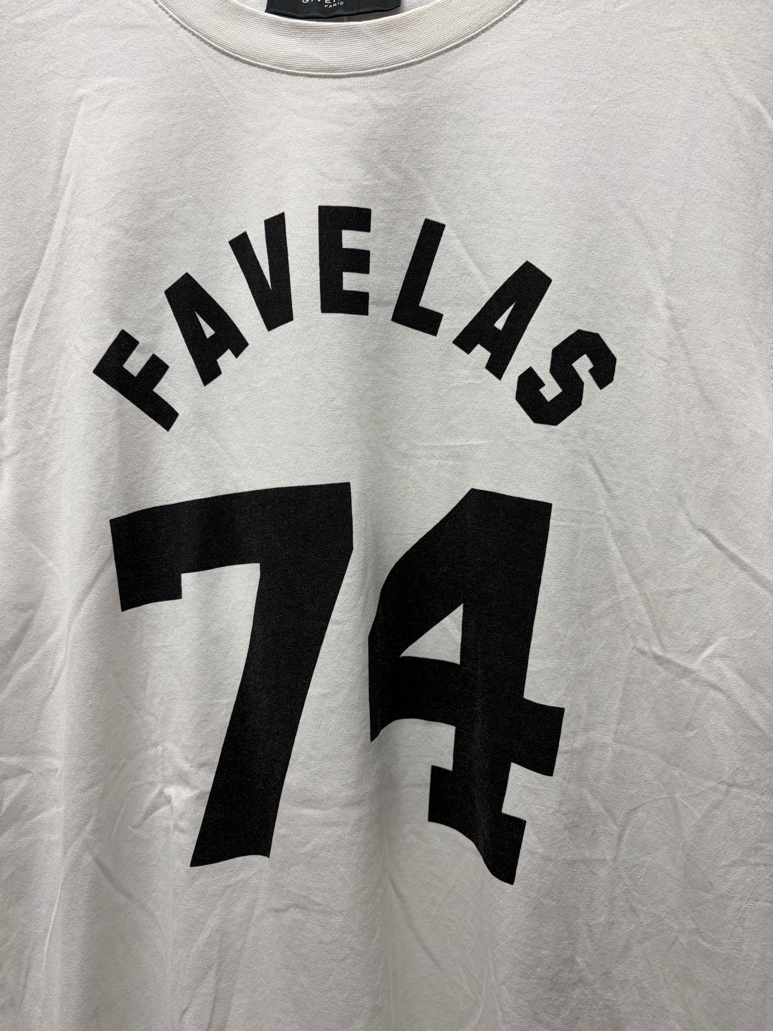 Givenchy SS2014 Givenchy ‘Favelas’ Football Jersey Graphic T-Shirt Size US M / EU 48-50 / 2 - 2 Thumbnail