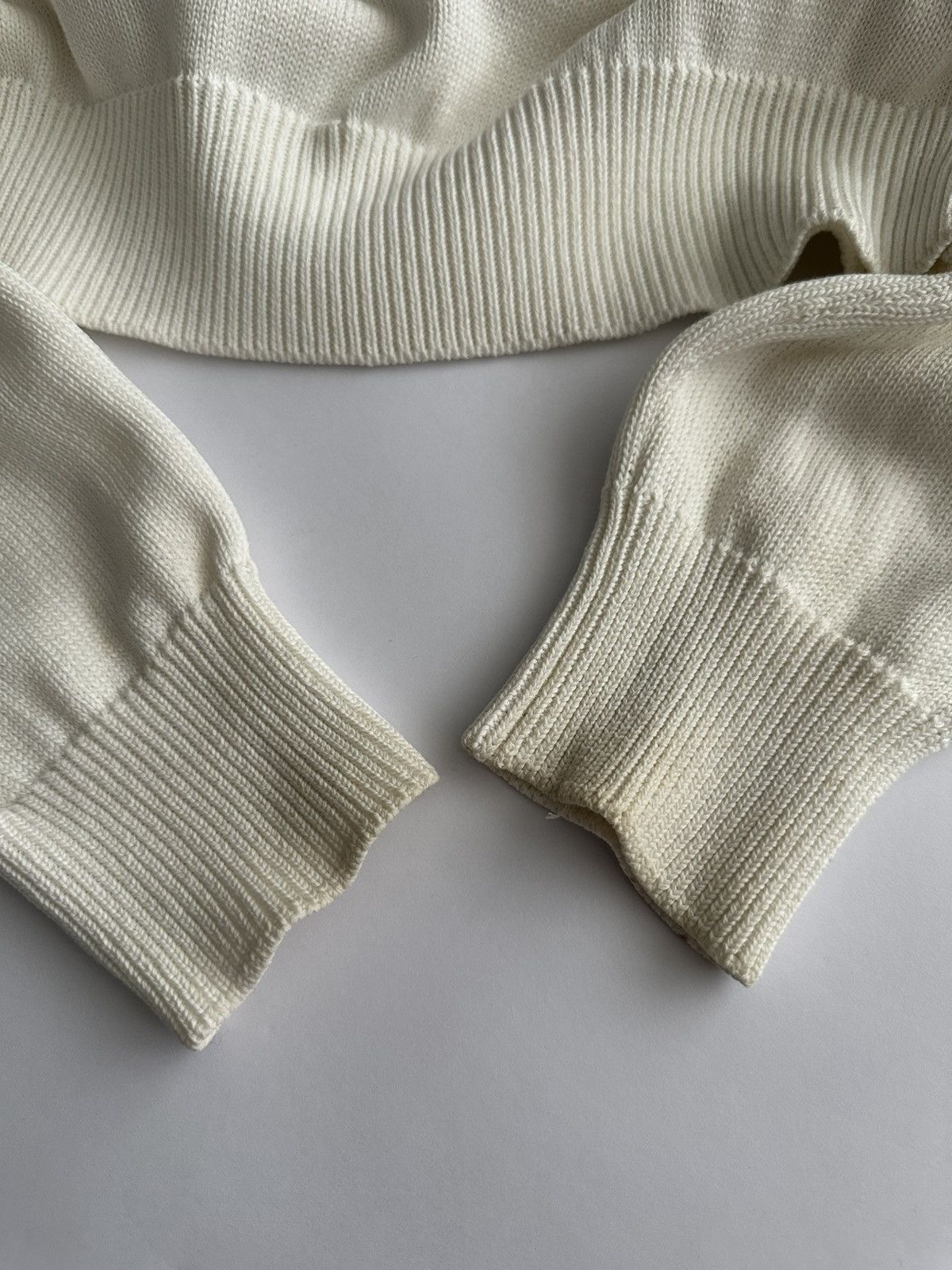 Maison Margiela Maison Margiela Irregular Texture Sweater Size US L / EU 52-54 / 3 - 10 Thumbnail