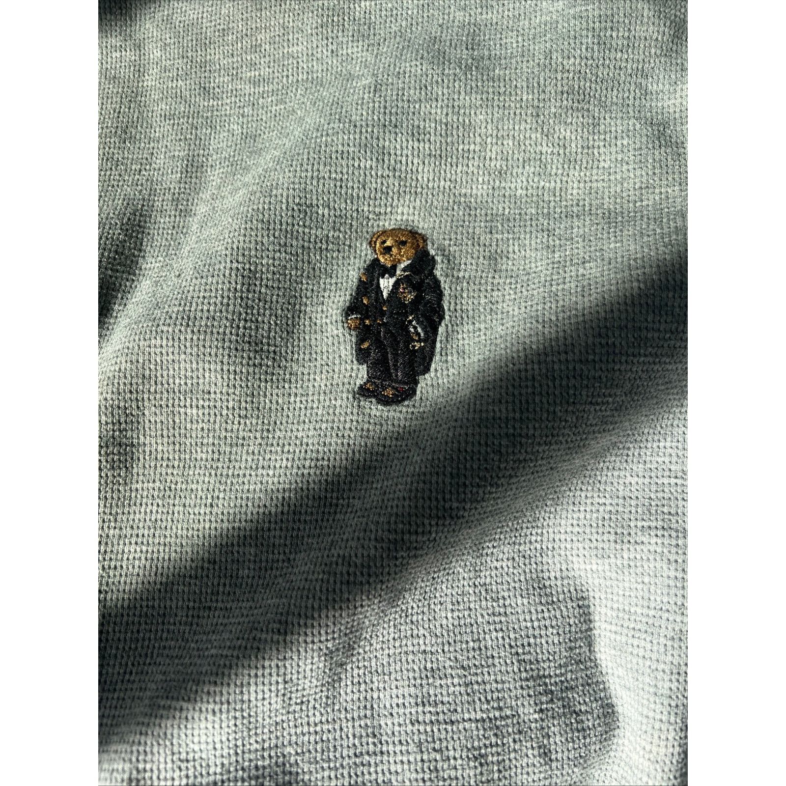 Ralph Lauren Polo Ralph Lauren Men's Gray Polo Bear 4XL Waffle Knit Size US XL / EU 56 / 4 - 2 Thumbnail