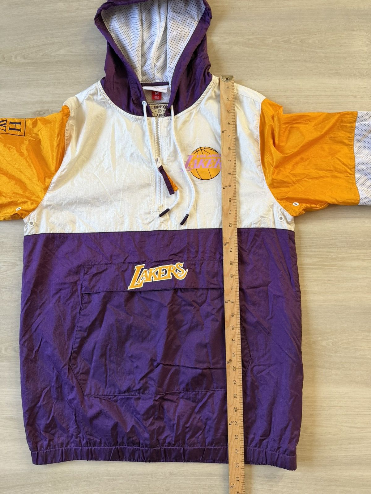Mitchell & Ness Los Angeles Lakers Mitchell & Ness Hardwood Classics Sz M Size US M / EU 48-50 / 2 - 6 Thumbnail