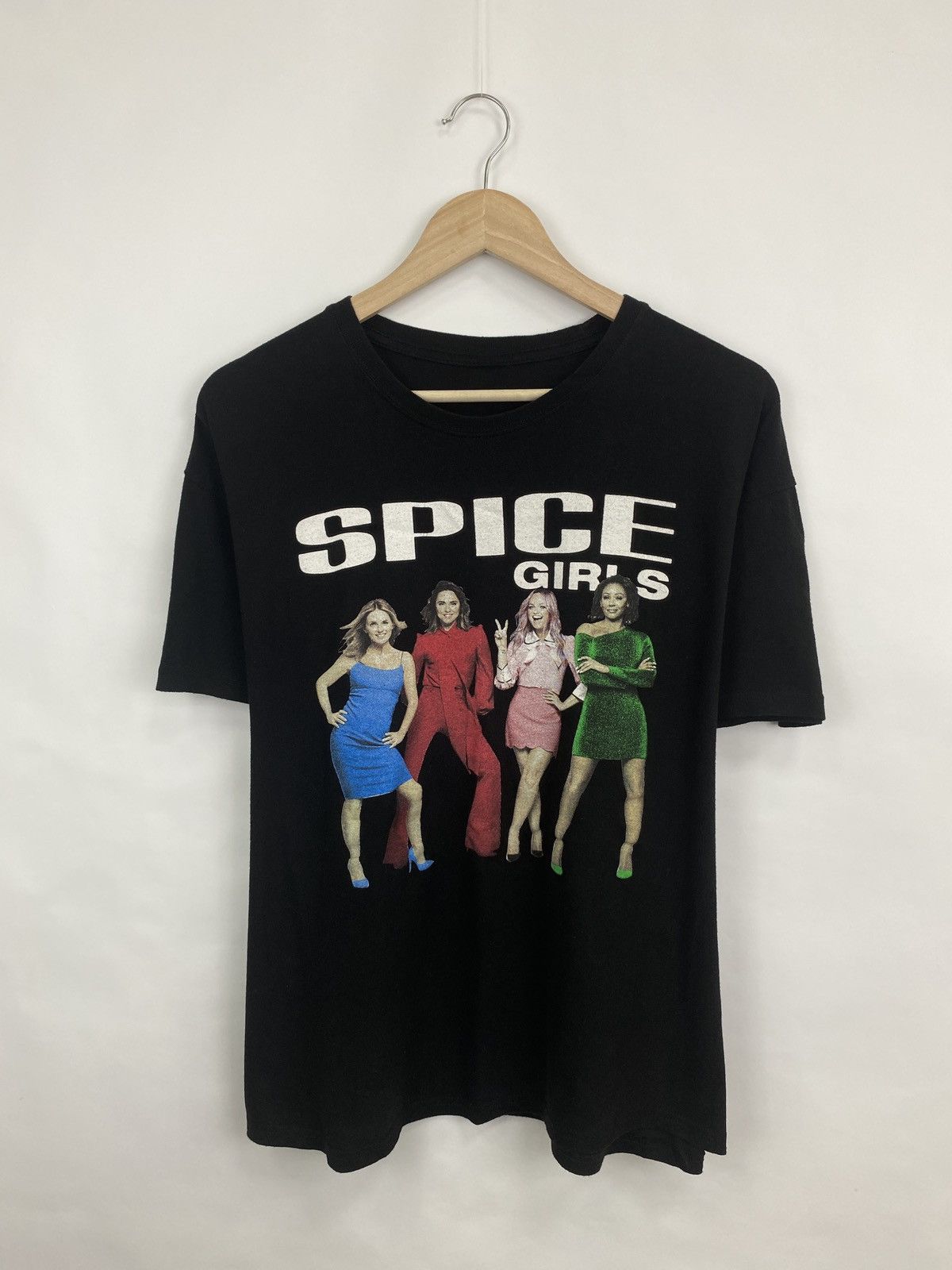 Band Tees 🇺🇸 Spice Girls 2019 Spice World Tour UK Band T-Shirt Y2K Hype Size US M / EU 48-50 / 2 - 3 Thumbnail