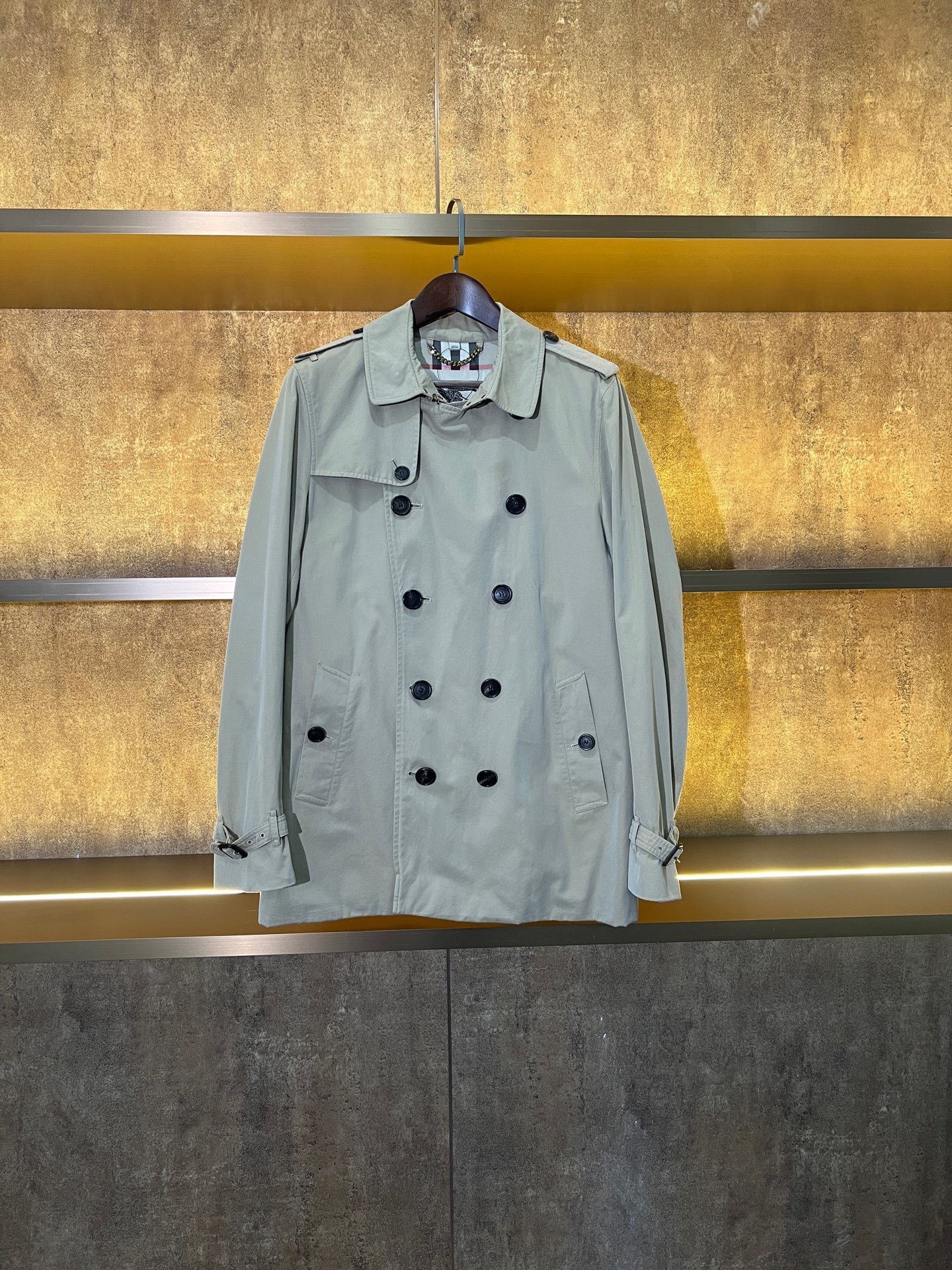 Burberry Burberry Plaid Light Jacket m Men Size US M / EU 48-50 / 2 - 1 Thumbnail