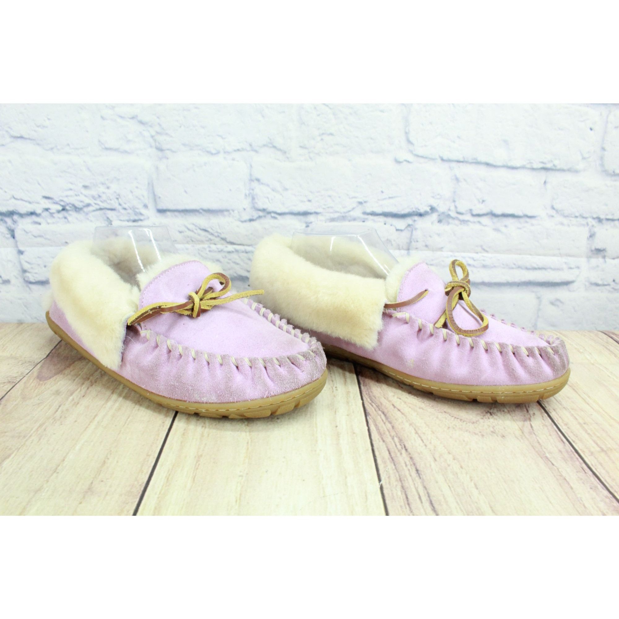 L.L. Bean LL Bean Purple Shearling Moccasin Slippers Womens 8 Size US 8 / IT 38 - 2 Thumbnail