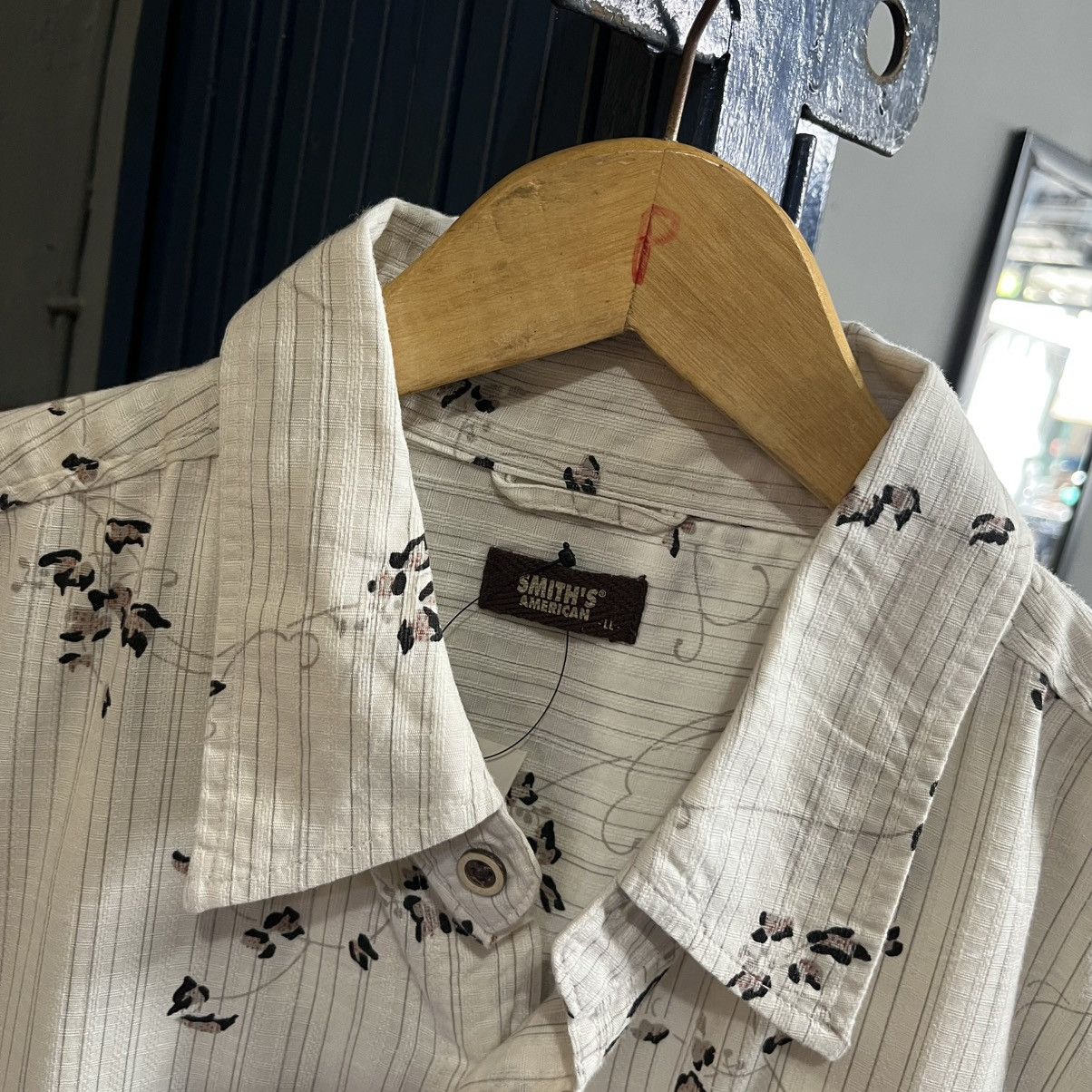 Smith's American Vintage Smith’s American Flower Button Short Sleeve Size US L / EU 52-54 / 3 - 3 Thumbnail