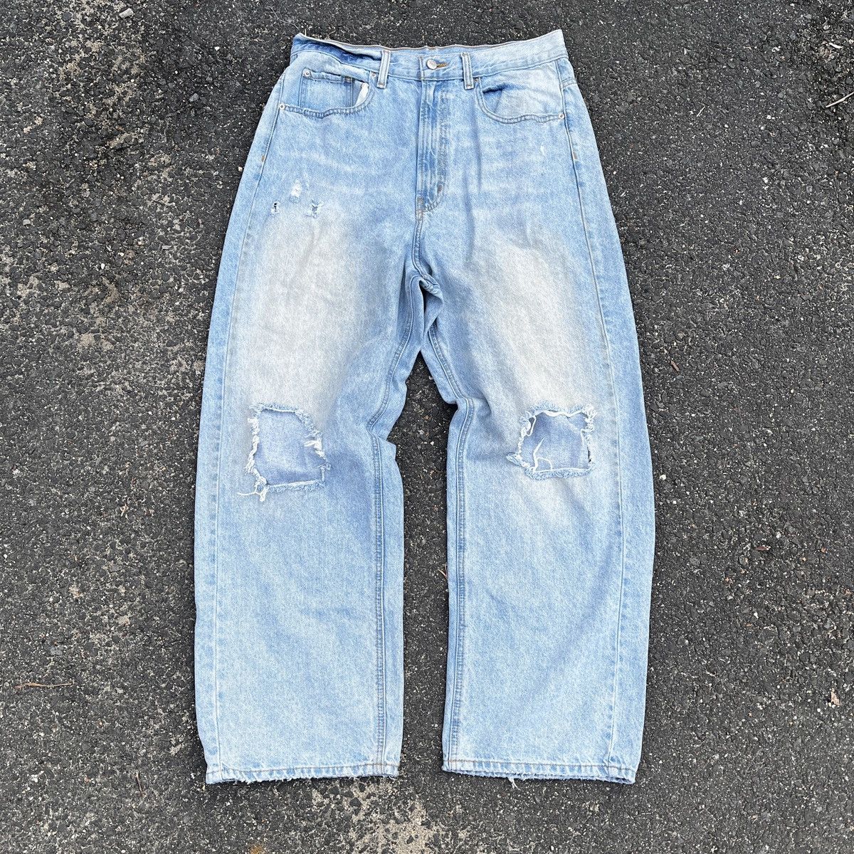 Other Distressed Baggy Jeans Y2K Style Faded 34x30 Size US 34 / EU 50 - 1 Thumbnail