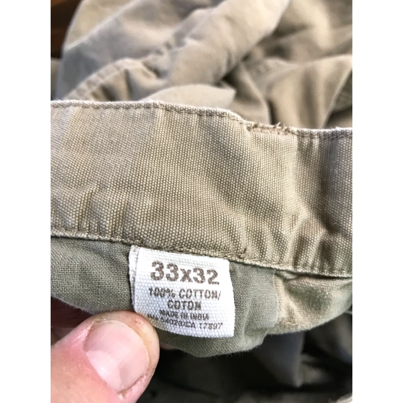 Old Navy Old Navy Pants Mens Size 33x32 Khaki Straight Leg Cotton Chino Pants Size US 33 - 4 Thumbnail