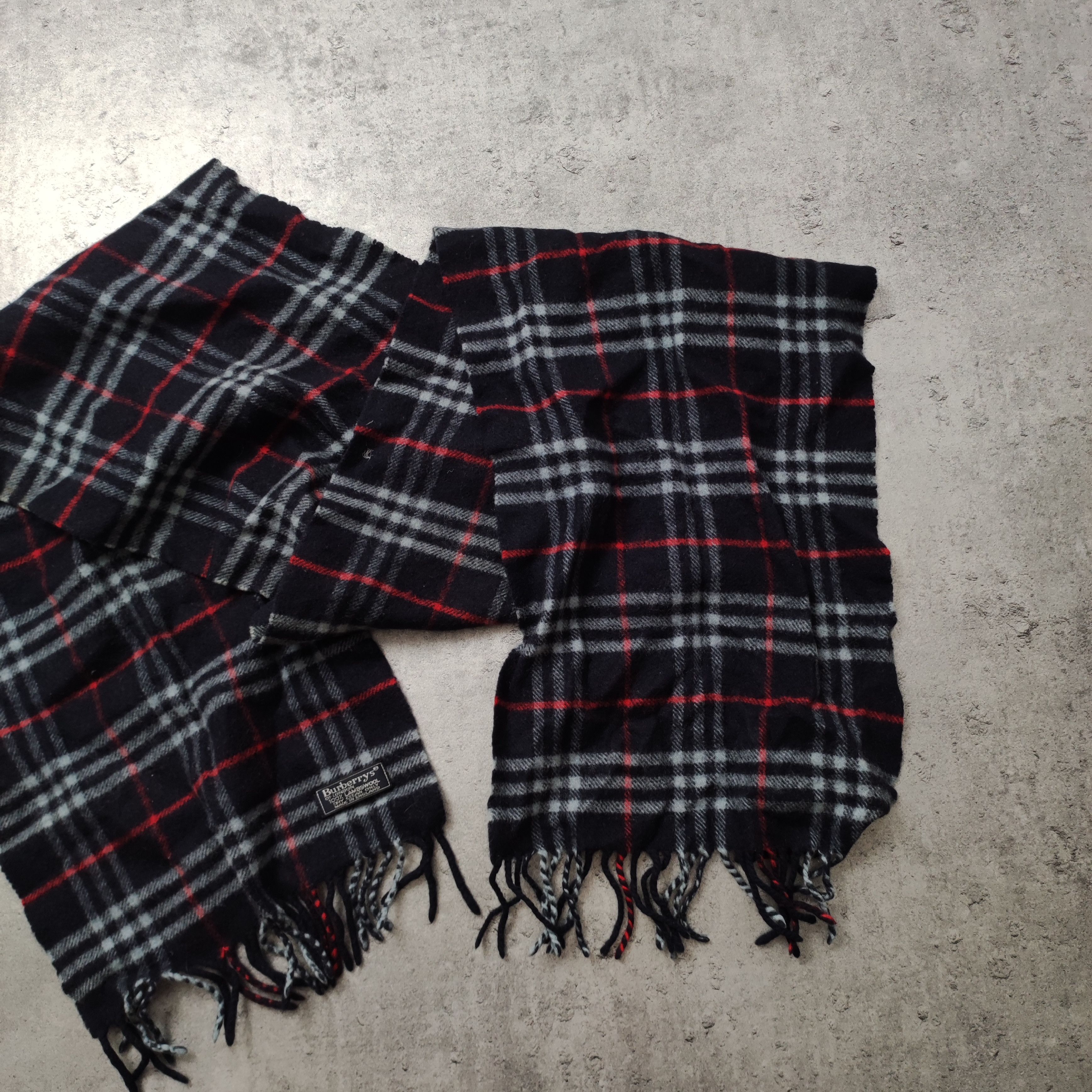 Burberry × Vintage RARE 90s Burberrys London Checkered Nova Wool Scarve Size ONE SIZE - 2 Thumbnail