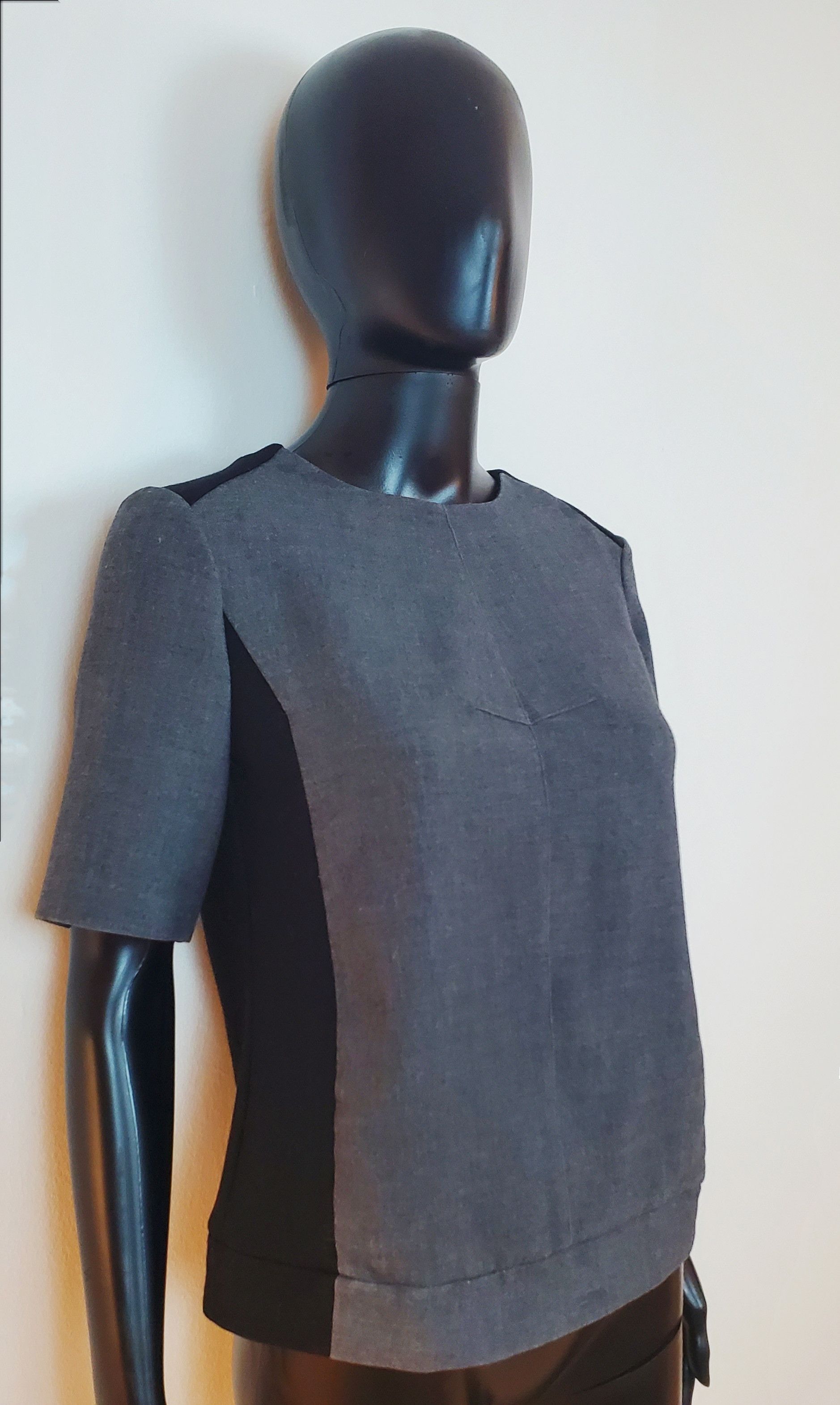 Club Monaco CLUB MONACO Gray Blouse Black Knit Side Combo Top Shirt Size XS / US 0-2 / IT 36-38 - 5 Thumbnail