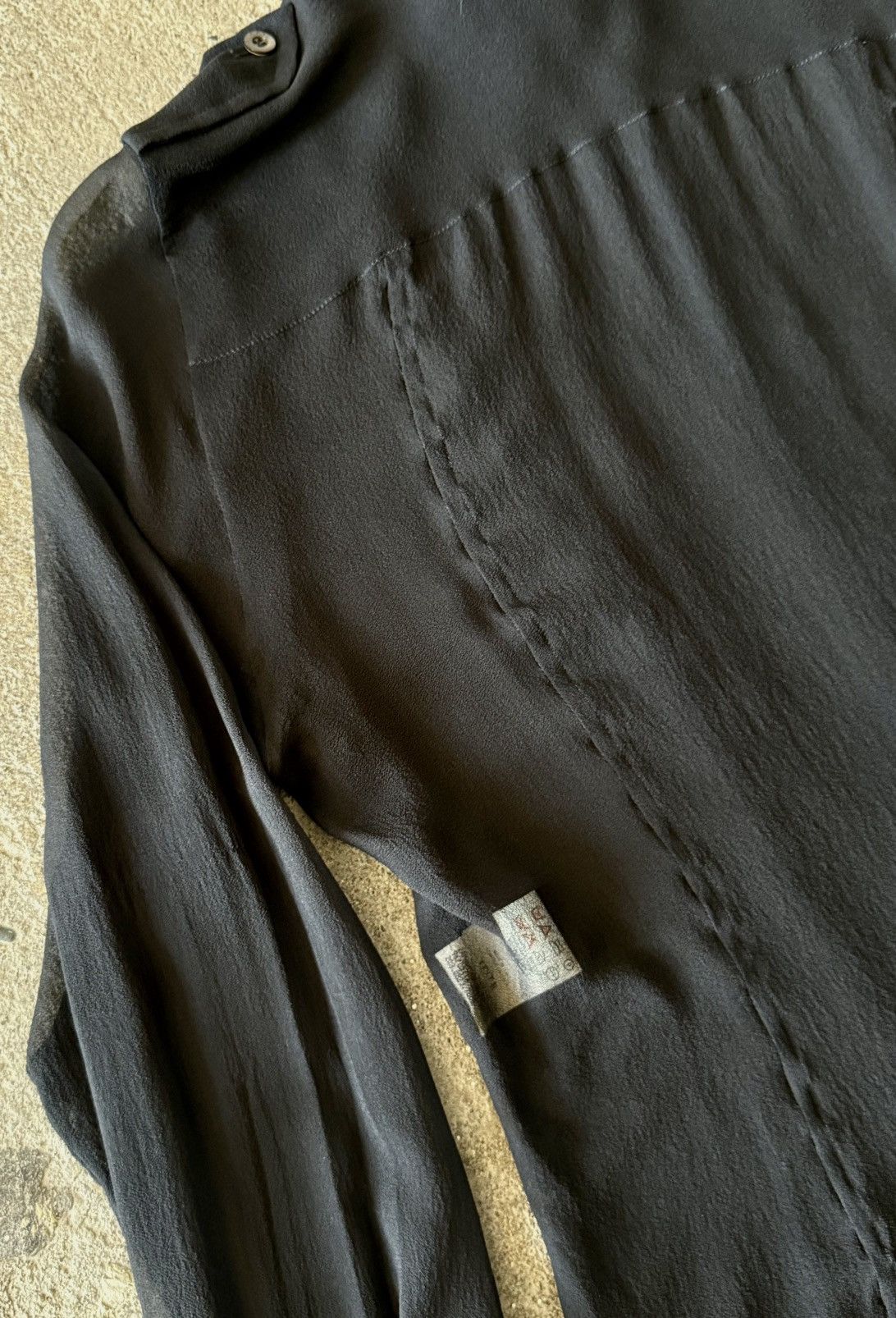 Gucci Gucci - Tom Ford - Fall 1996 - Sheer Silk with Epaulettes Size S / US 4 / IT 40 - 15 Thumbnail