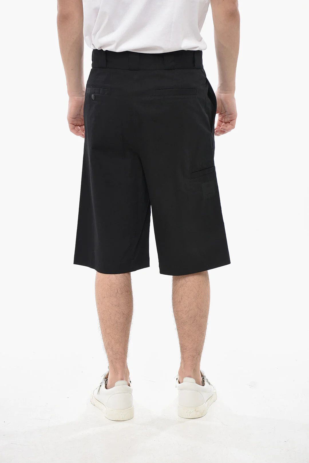 Givenchy og1mm0326 Stretch Cotton Chino Short in Black Size US 36 / EU 52 - 2 Thumbnail