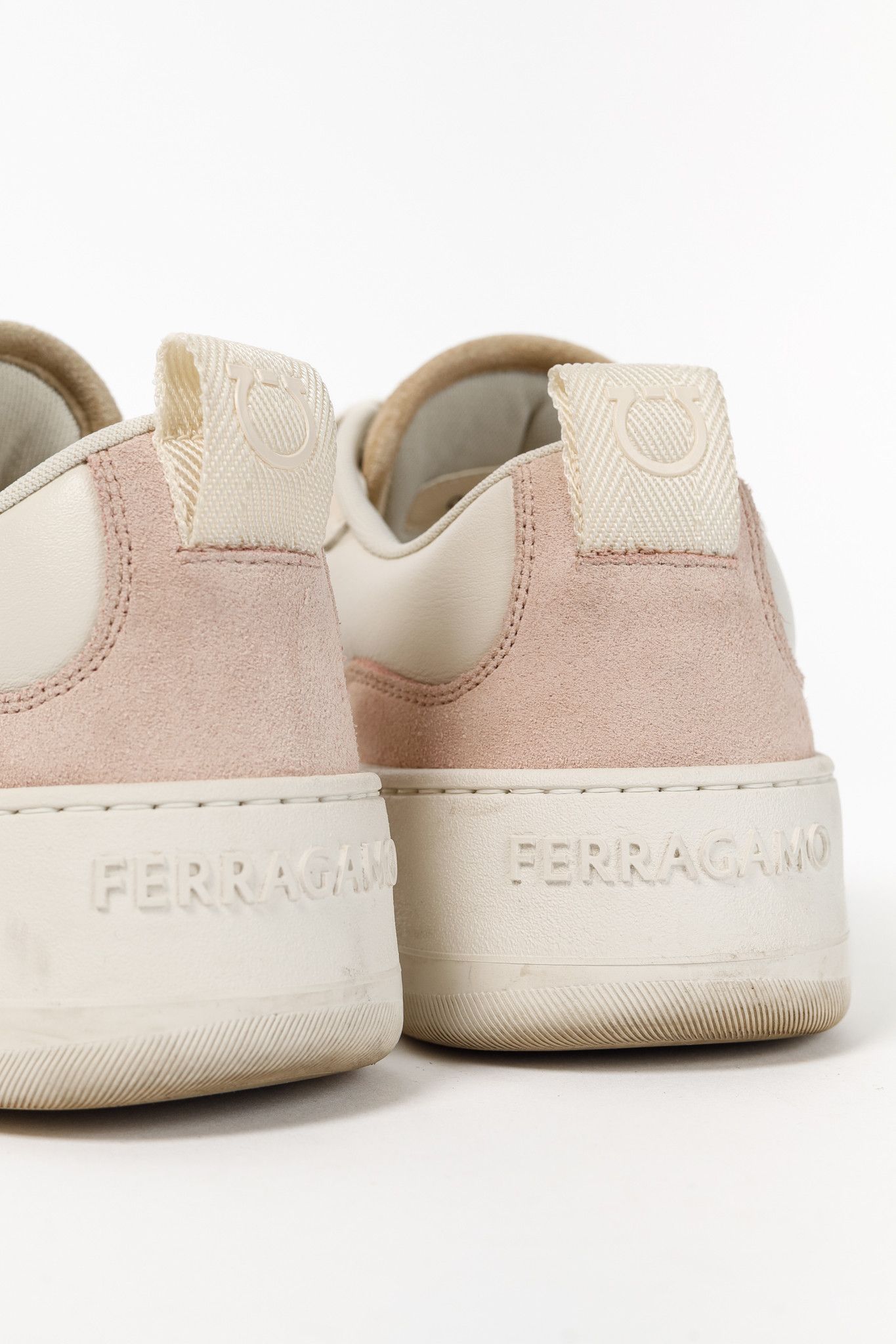 Salvatore Ferragamo Ferragamo Dania Cream Gancini Lace-Up Leather Sneakers Size US 5 / IT 35 - 10 Thumbnail