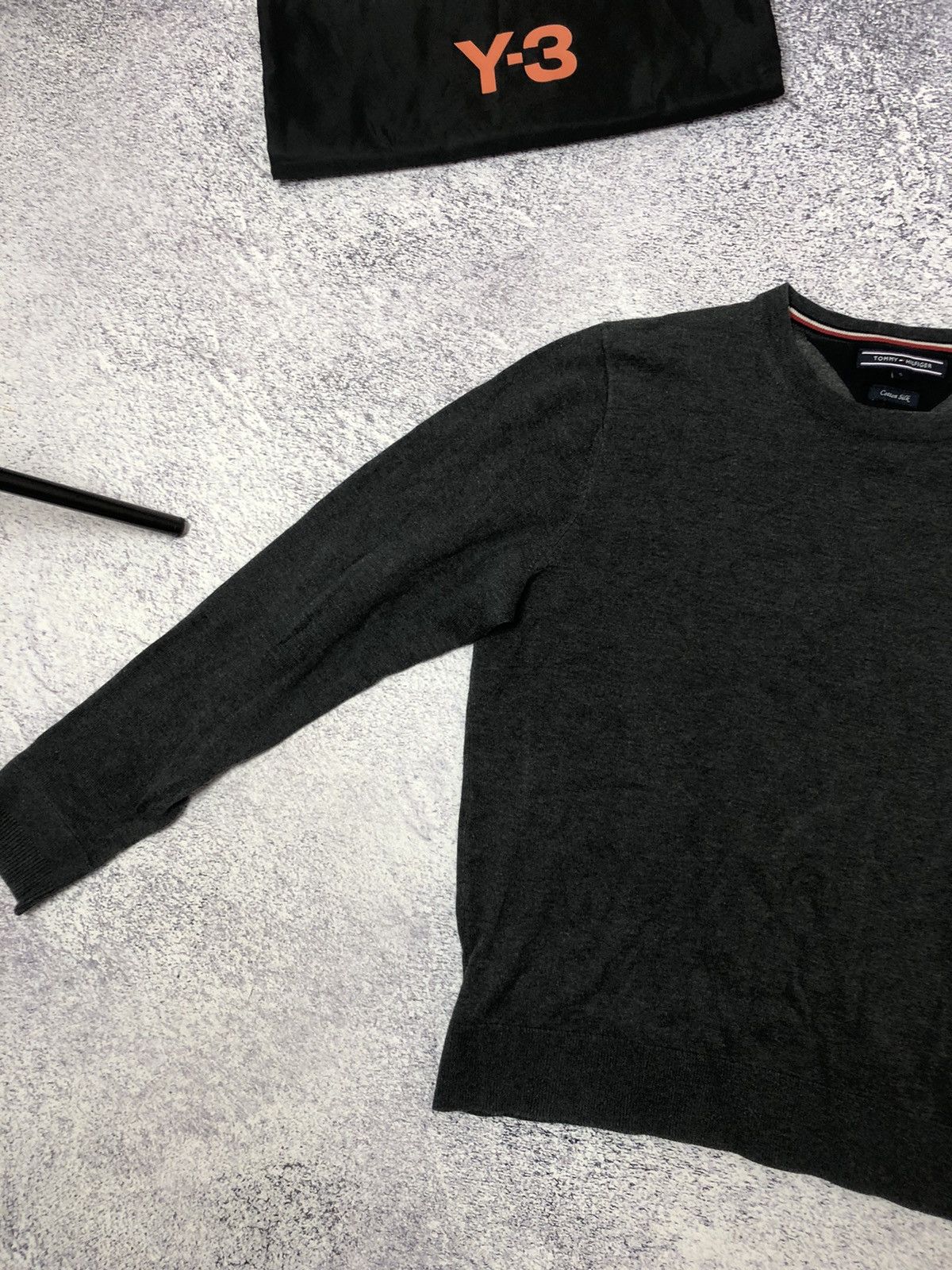 Tommy Hilfiger Men’s Sweater Tommy Hilfiger size S y2k luxury ykk Size US S / EU 44-46 / 1 - 2 Thumbnail