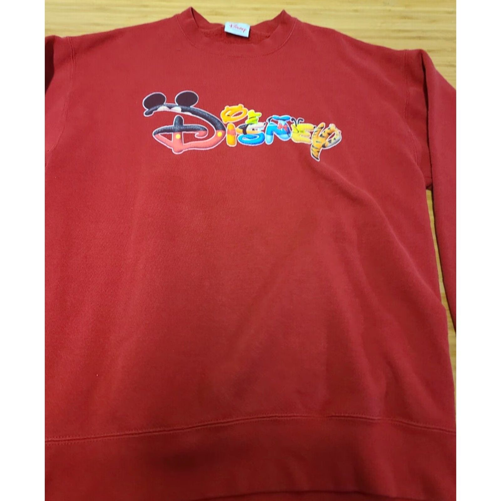 Disney VINTAGE Disney Sweatshirt Men Mickey and Friends Crew Neck Long Sleeve Red 90s USA Graphic Print Size M Size US M / EU 48-50 / 2 - 3 Thumbnail