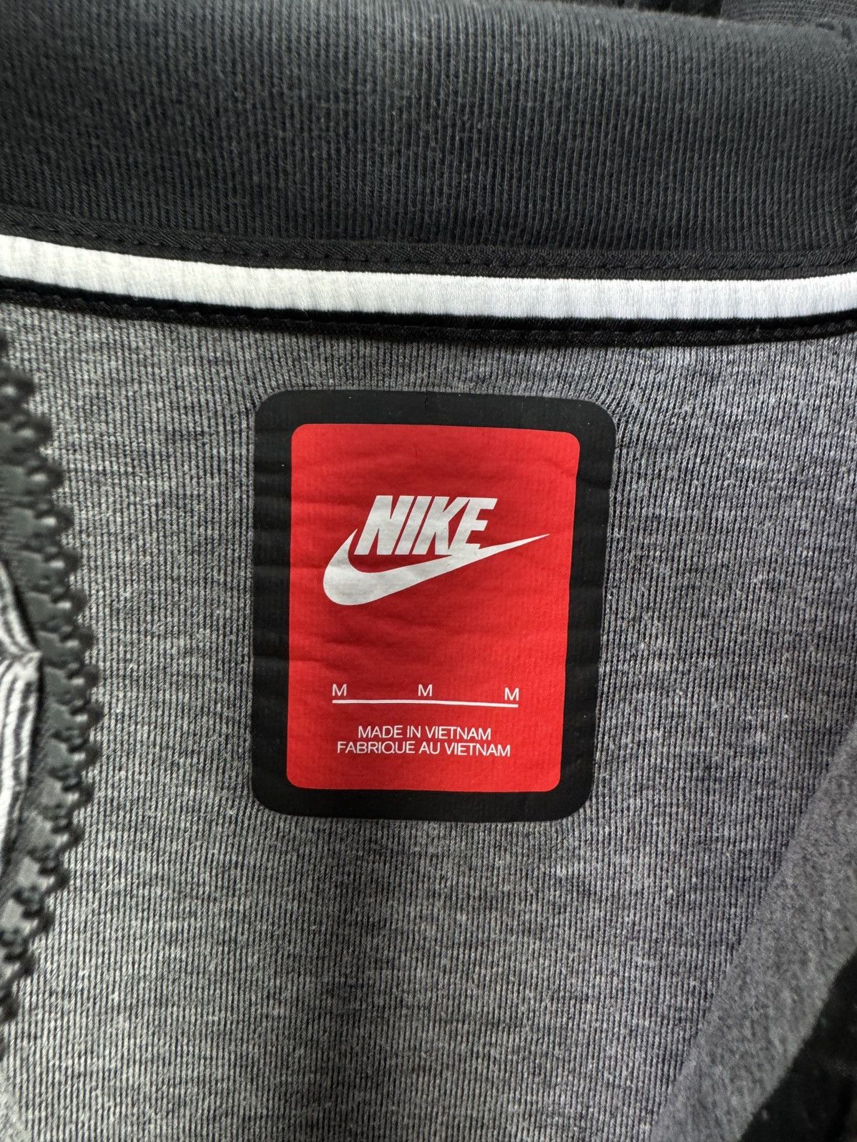 Nike Men’s Nike Tech Fleece Full Zip Hoodie Streetwear Size M Size US M / EU 48-50 / 2 - 9 Thumbnail