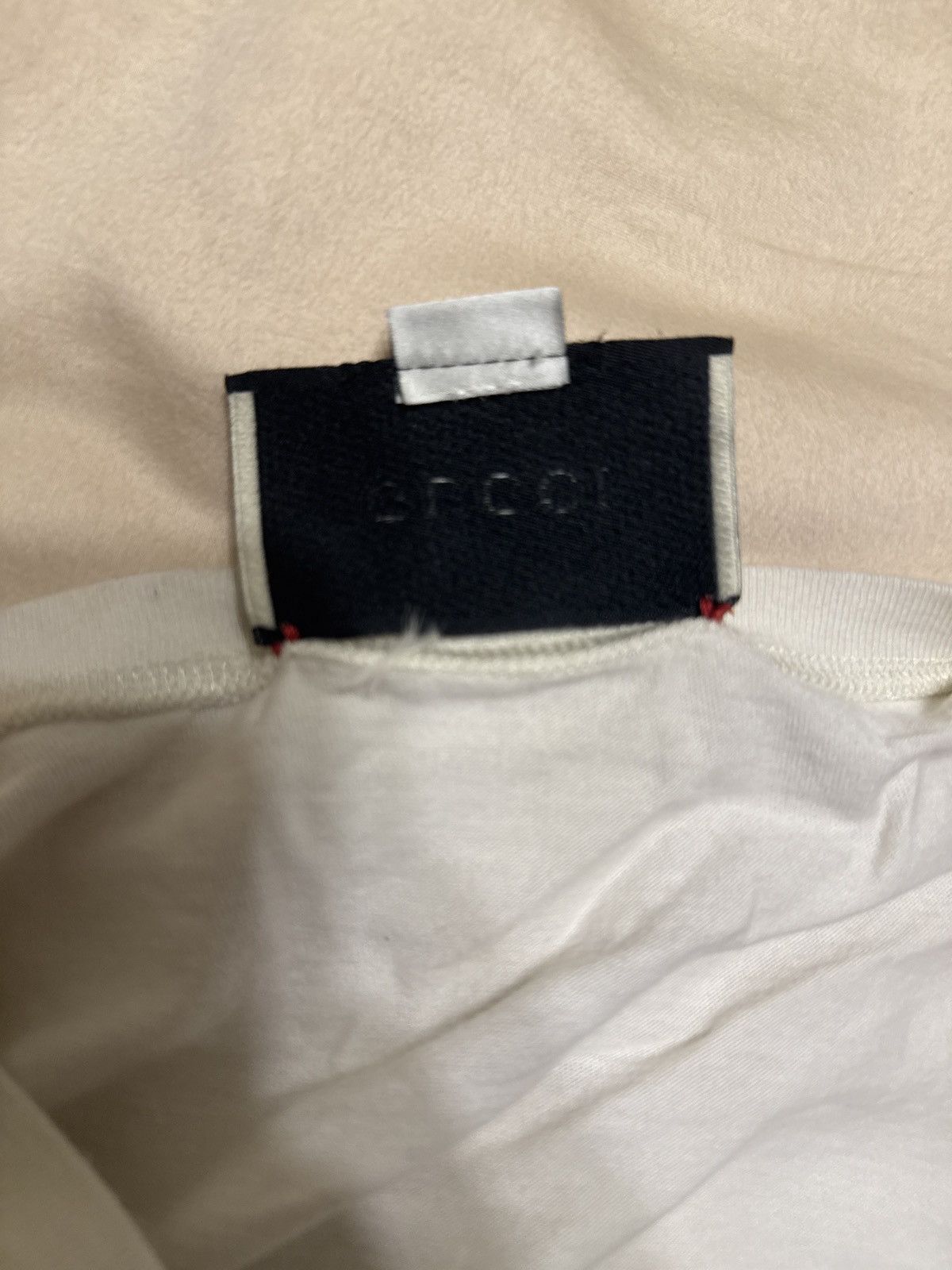 Gucci Gucci Cities Sequin Tiger Embellished Cream T-Shirt Size US L / EU 52-54 / 3 - 12 Thumbnail