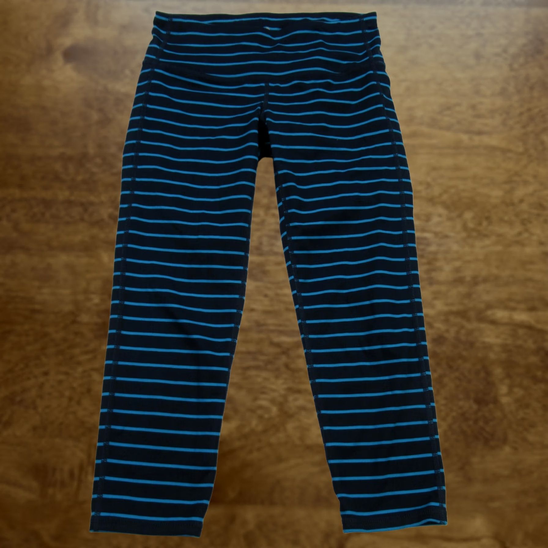 Athleta Athleta Ankle Womens XS Leggings Blue Stripes Yoga Workout Waist Inseam Size 26" / US 2 / IT 38 - 1 Thumbnail