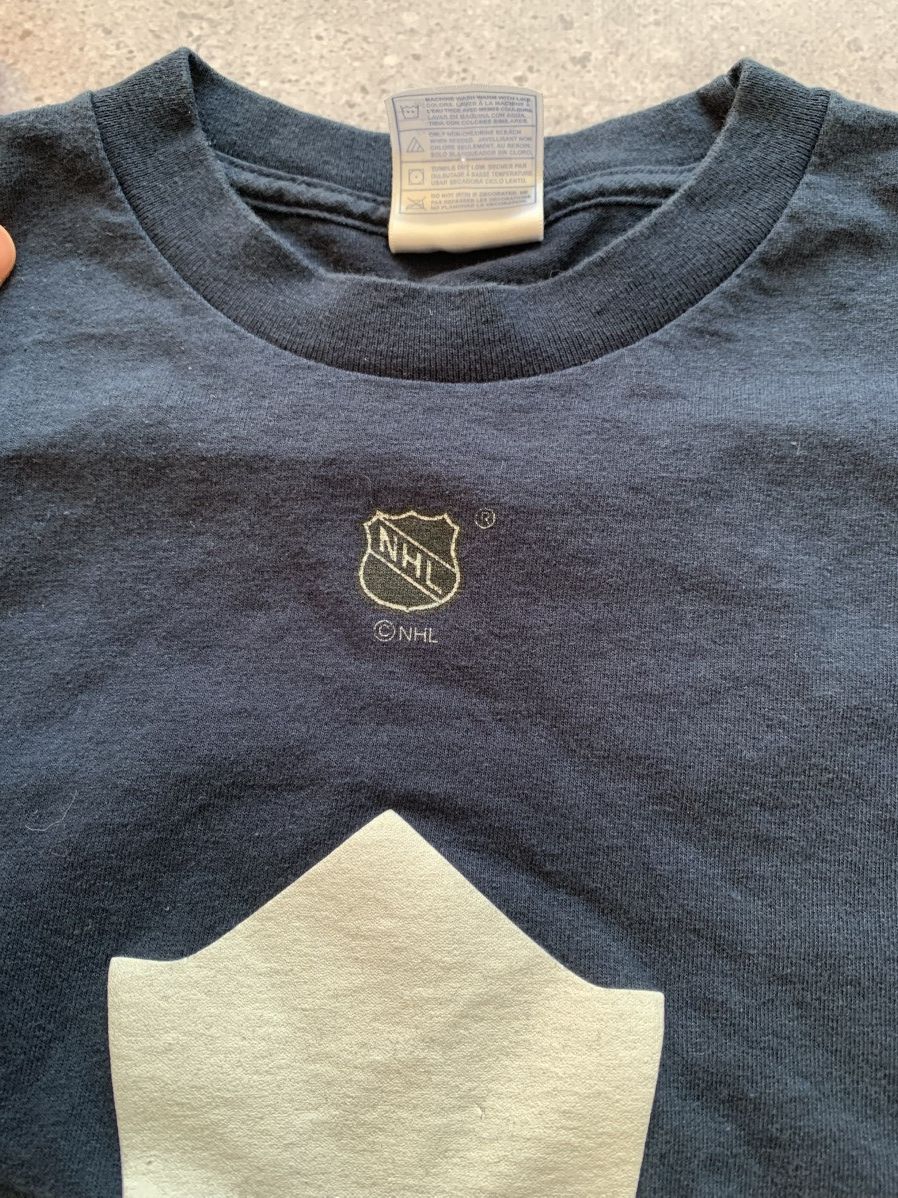 NHL 🔥VINTAGE TORONTO MAPLE LEAFS 00’s CCM NHL T-Shirt Size US M / EU 48-50 / 2 - 4 Thumbnail