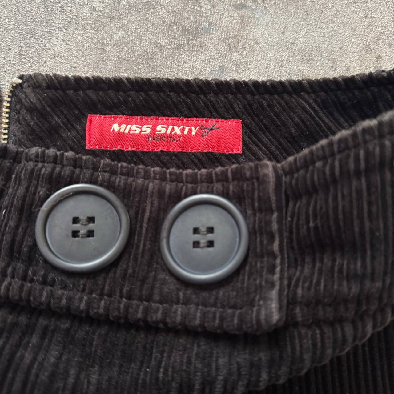 Miss Sixty Y2K Miss Sixty Vintage Corduroy Mini Skirt Size 30" / US 8 / IT 44 - 4 Thumbnail