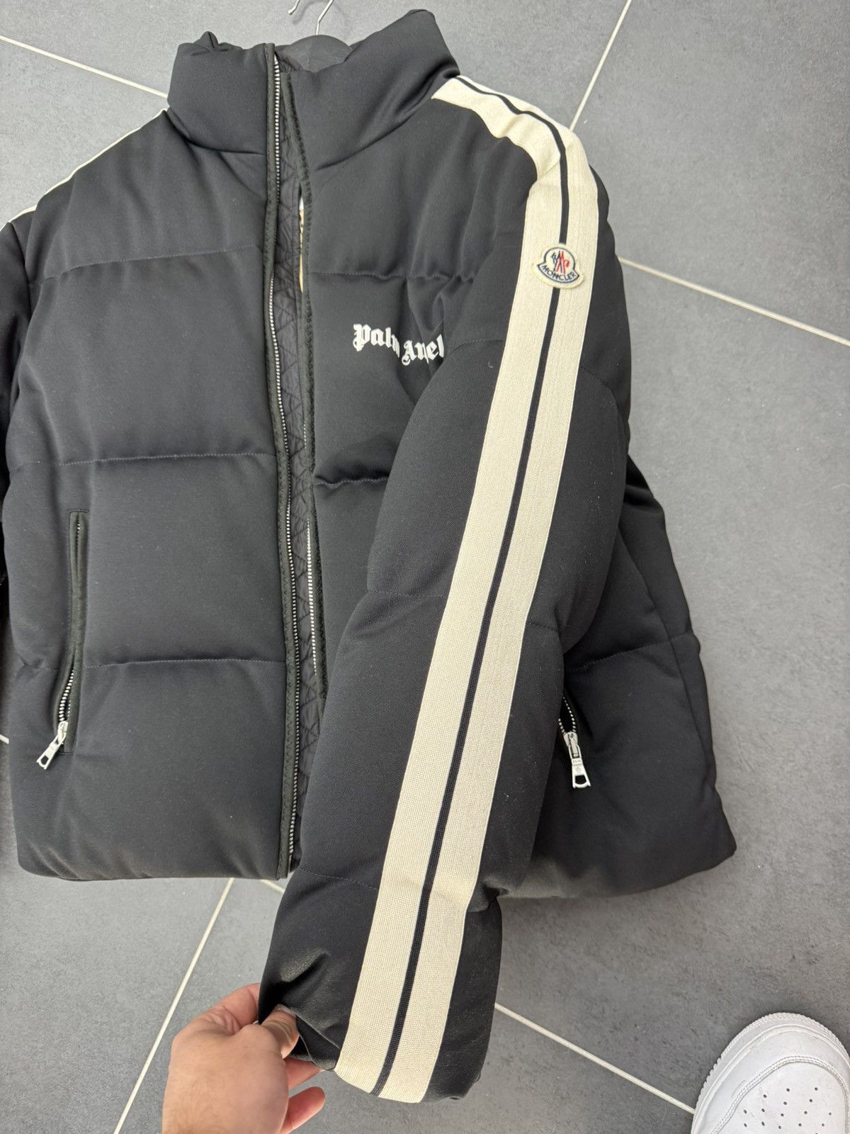 Moncler × Palm Angels Moncler palm angels puffer jacket Size US M / EU 48-50 / 2 - 3 Thumbnail