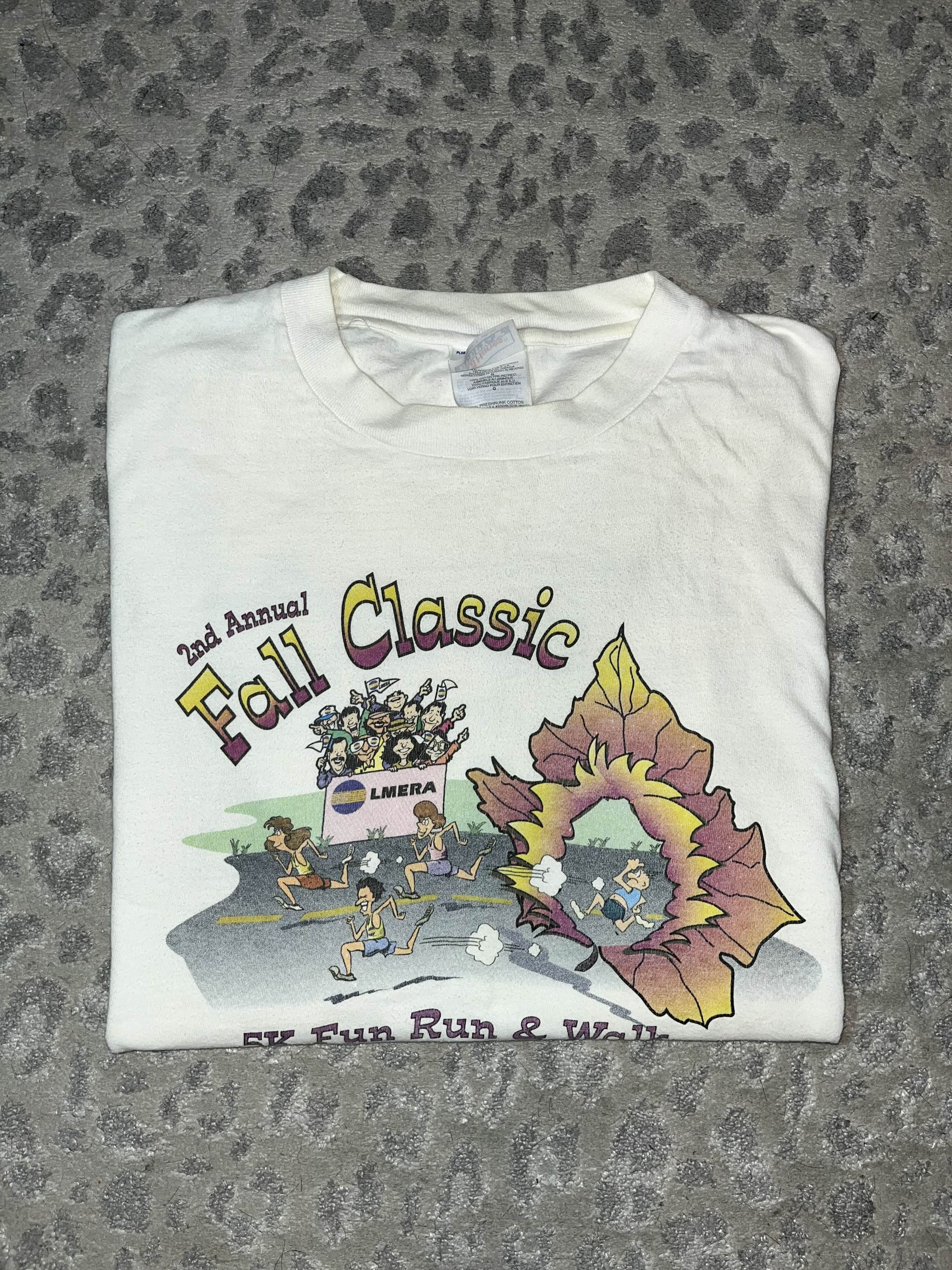 Vintage Vintage 90s Fall Run 5k Fun Run Tee Size US L / EU 52-54 / 3 - 1 Thumbnail