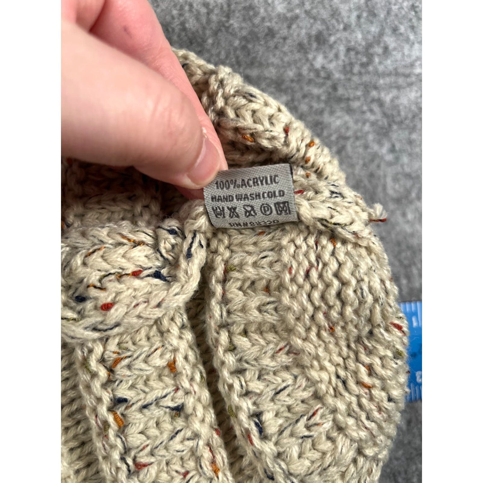 Vintage C.C Exclusives Beanie Toque Womens One Size Beige Confetti Knit Acrylic Fall Ski Hat/Cap Beanie Womens One Size Beige Knit Acrylic Outdoor Ski Size ONE SIZE - 8 Thumbnail