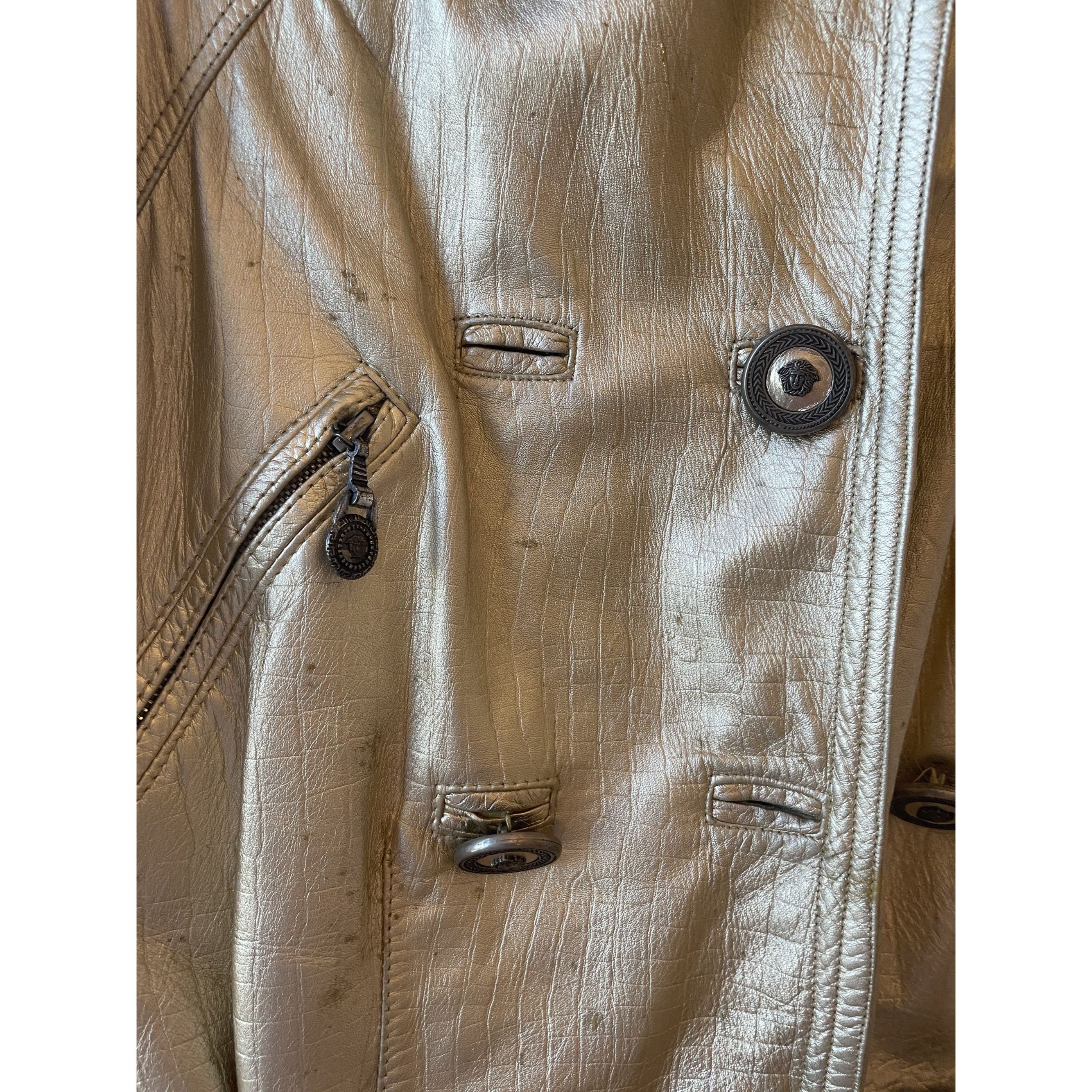 Versace Vintage Gold Metallic Hooded Leather Jacket Womens Size XS / US 0-2 / IT 36-38 - 9 Thumbnail