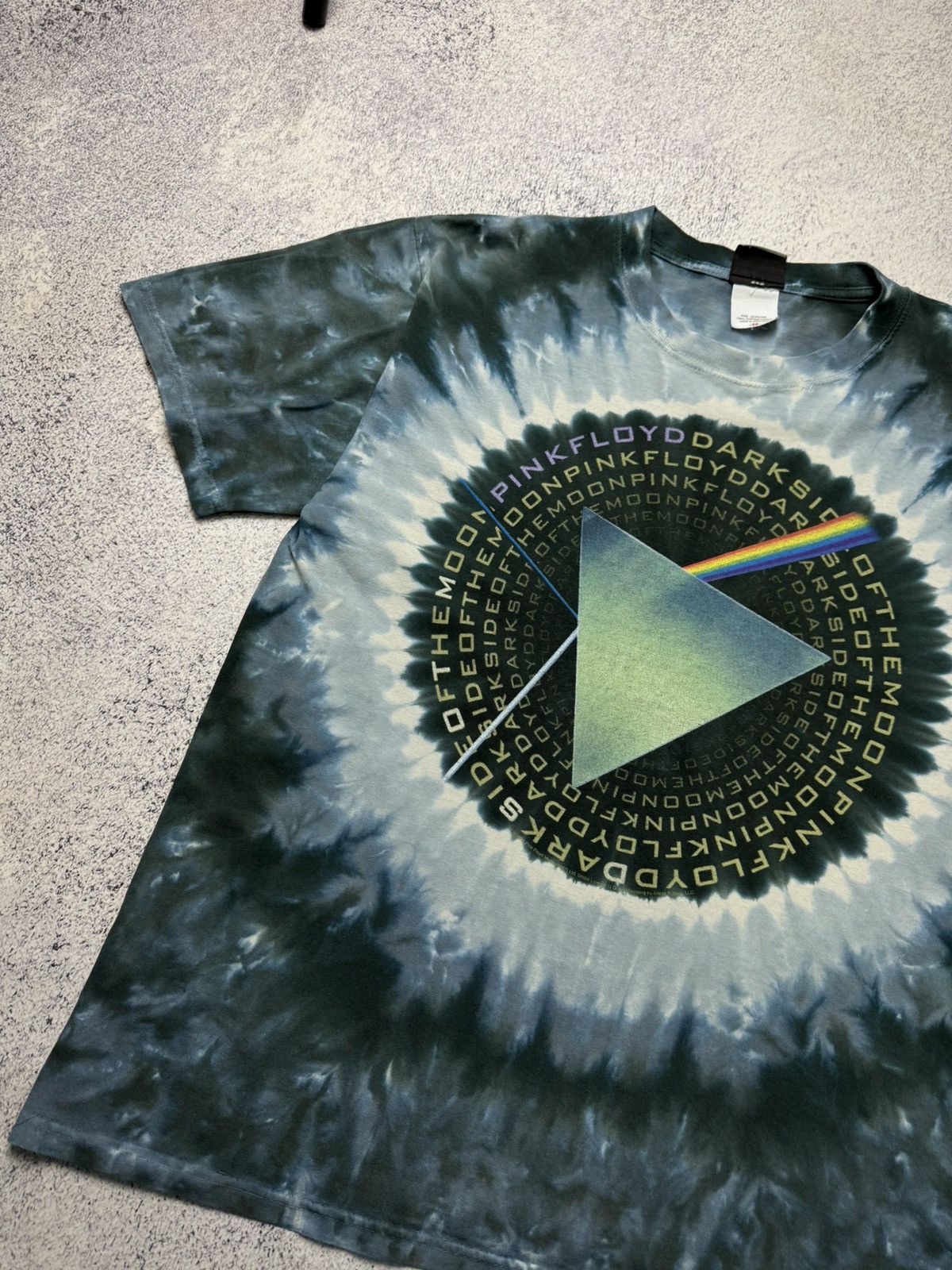 Pink Floyd Vintage Pink Floyd Dark Side of The Moon Tie Dye T shirt Size US M / EU 48-50 / 2 - 3 Thumbnail