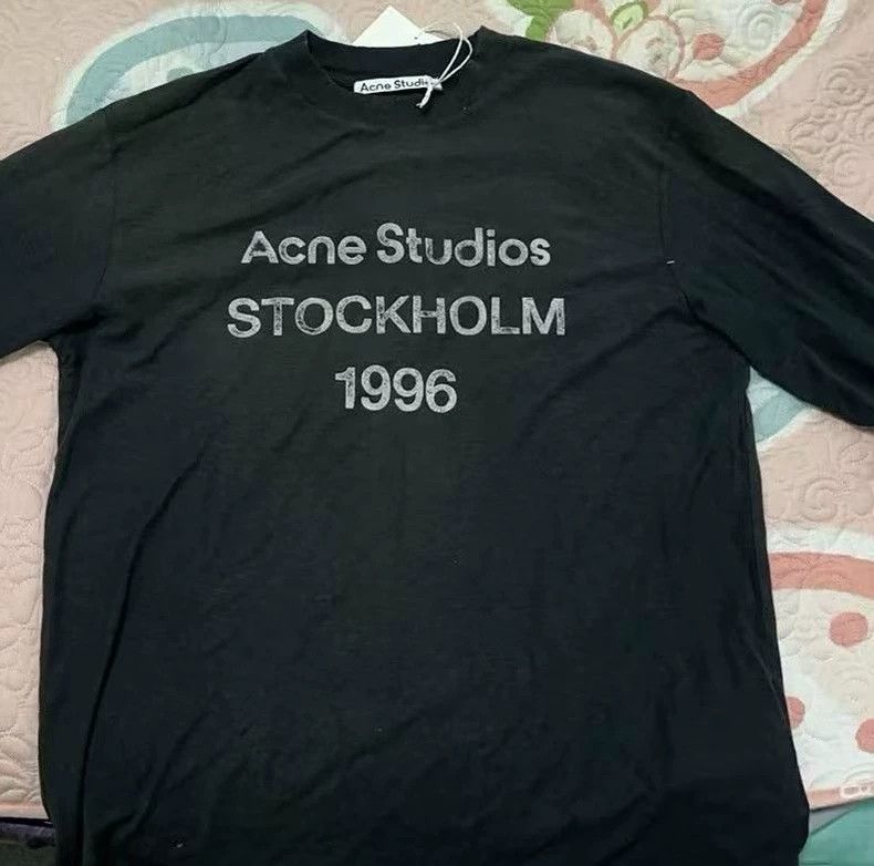 Acne Studios Acne Studios Black lettered short-sleeved shirt Size US XXS / EU 40 - 1 Thumbnail