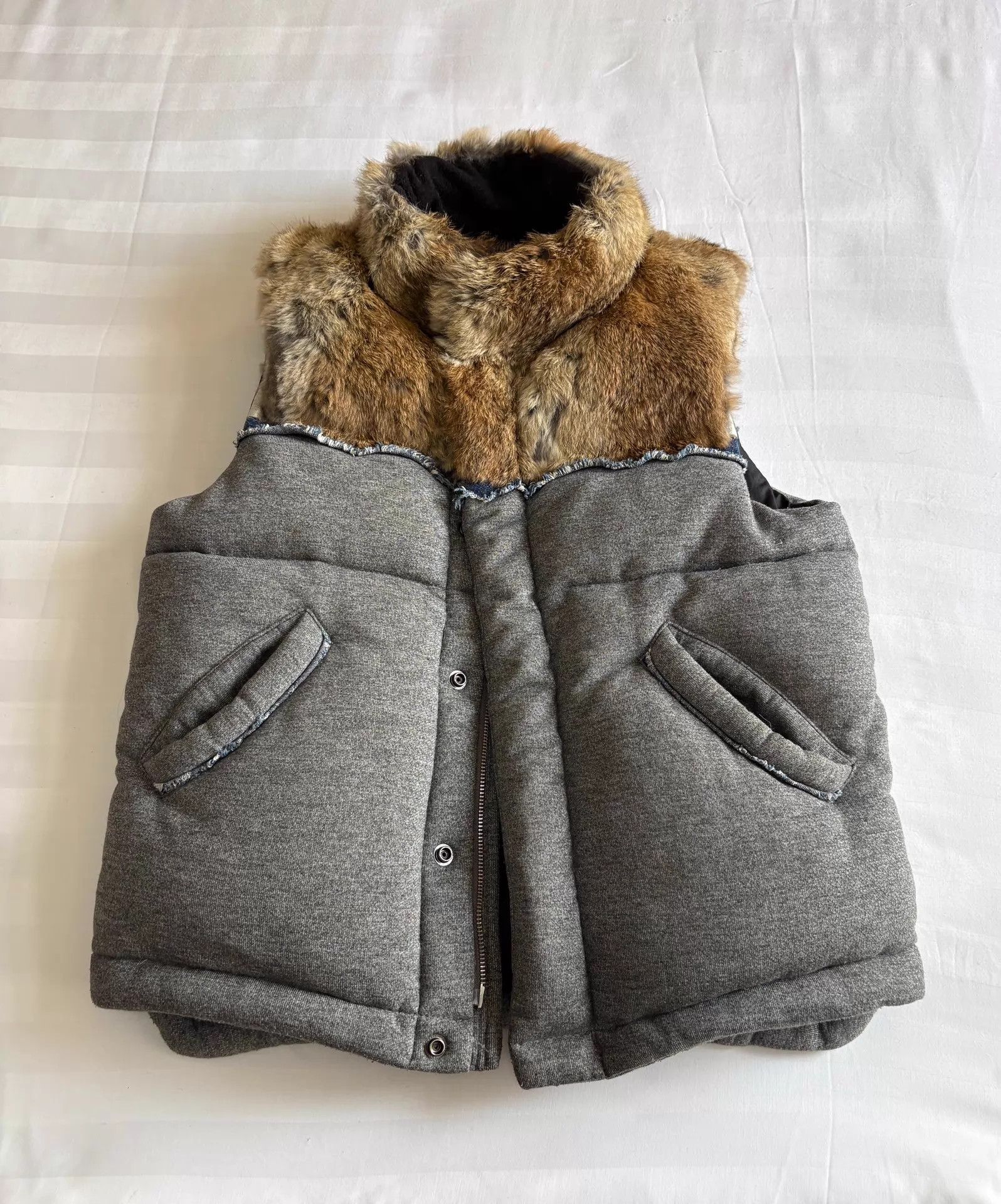 Maison MIHARA YASUHIRO MIHARA YASUHIRO Vintage Partial Rabbit Fur Down Vest Size ONE SIZE - 2 Thumbnail